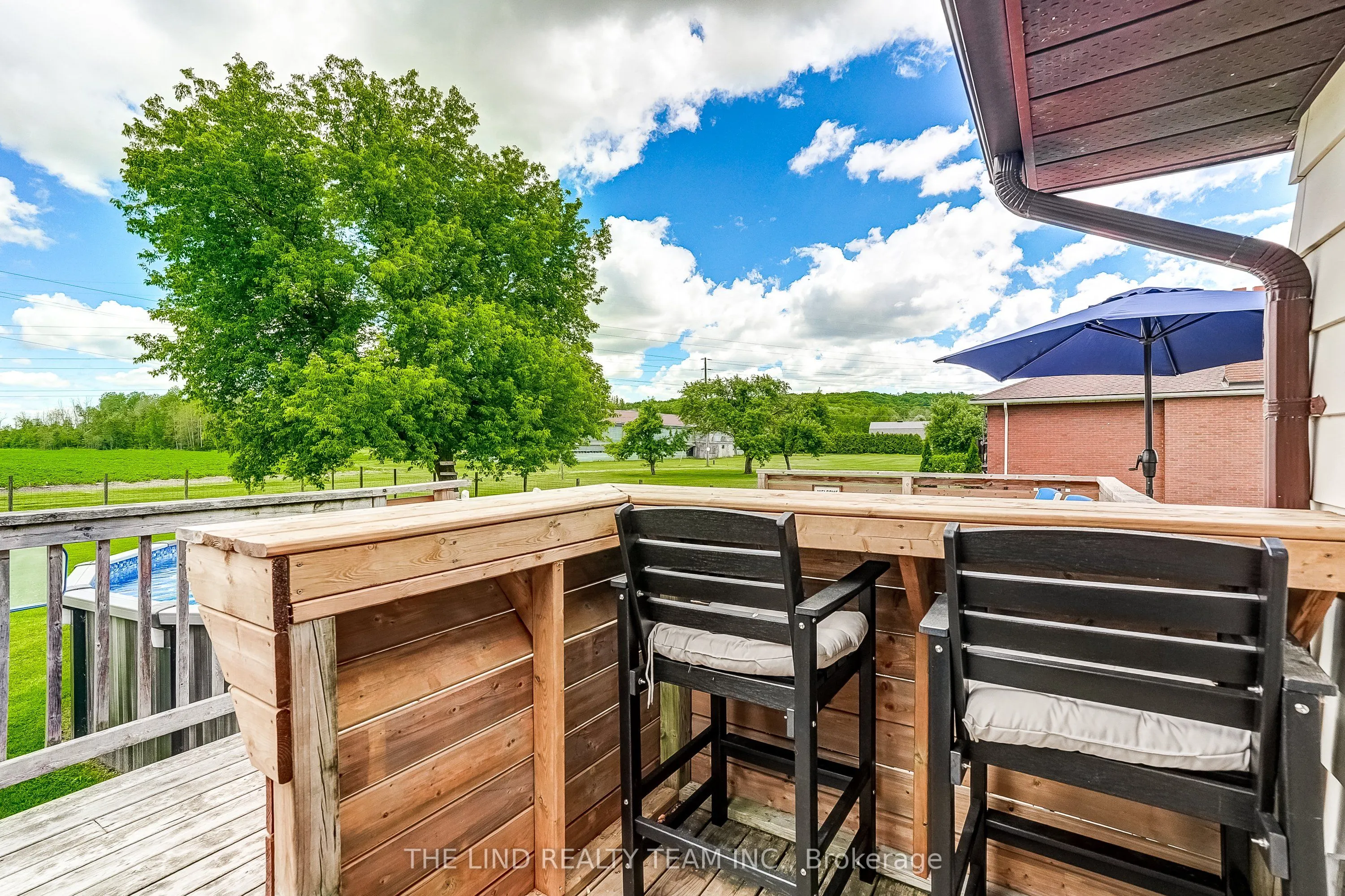19505 Bathurst Street