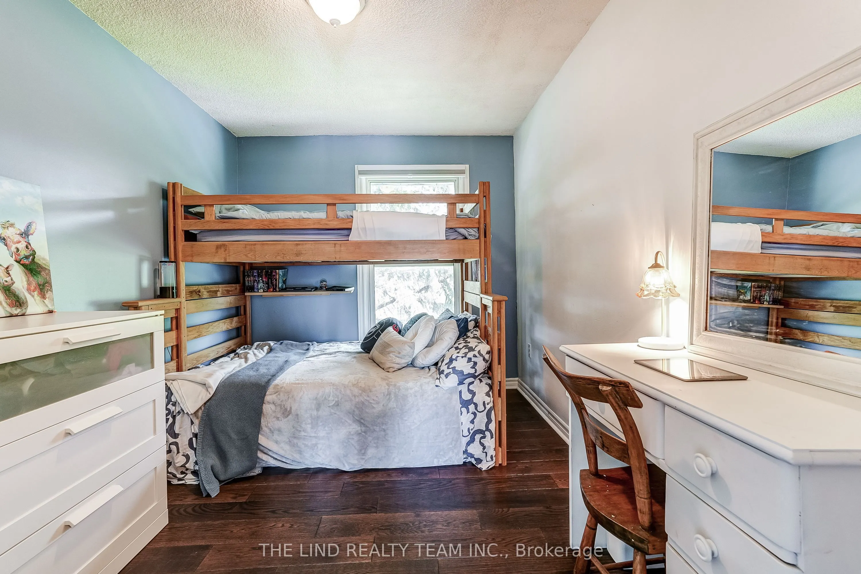 19505 Bathurst Street