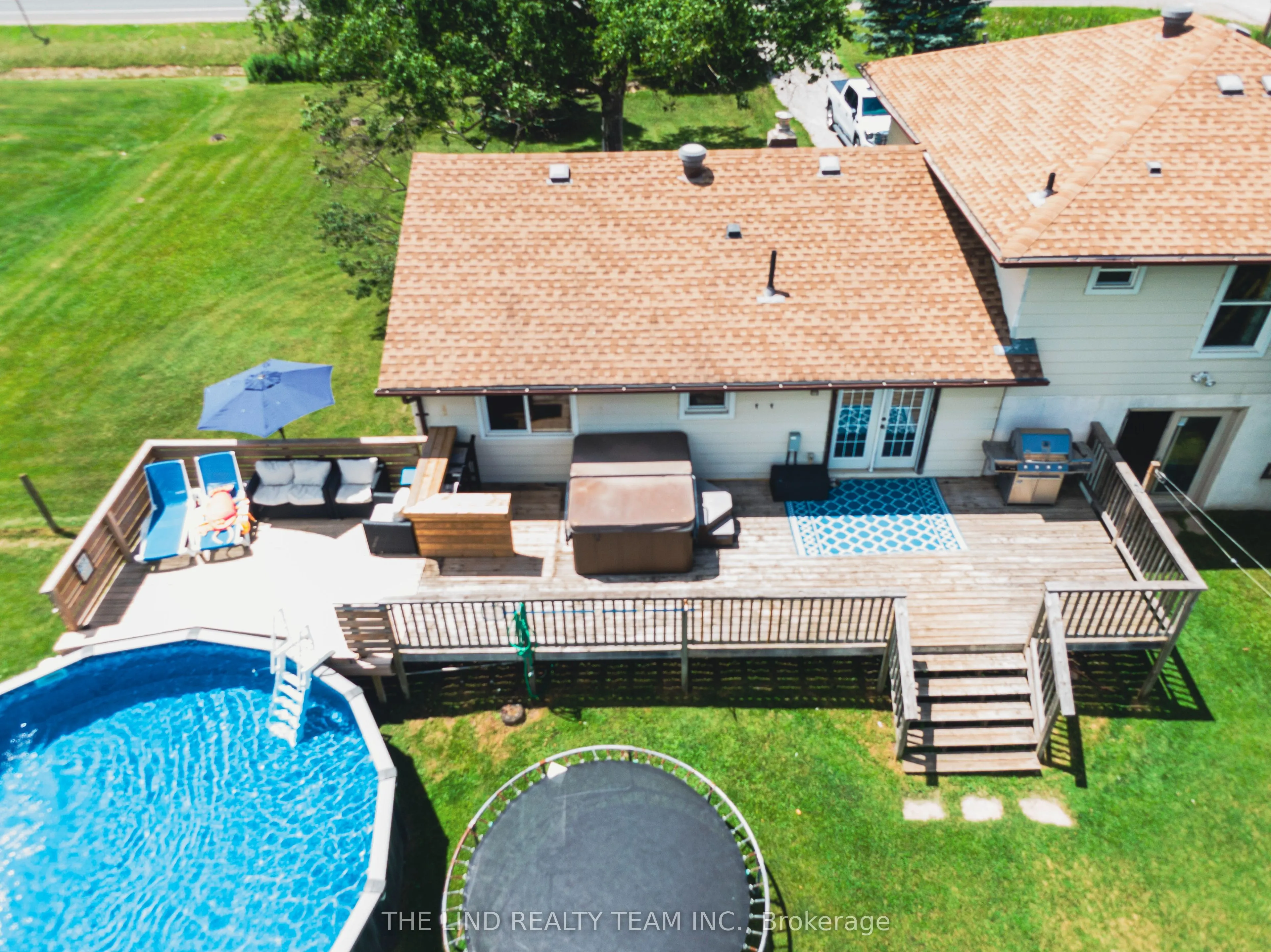 19505 Bathurst Street