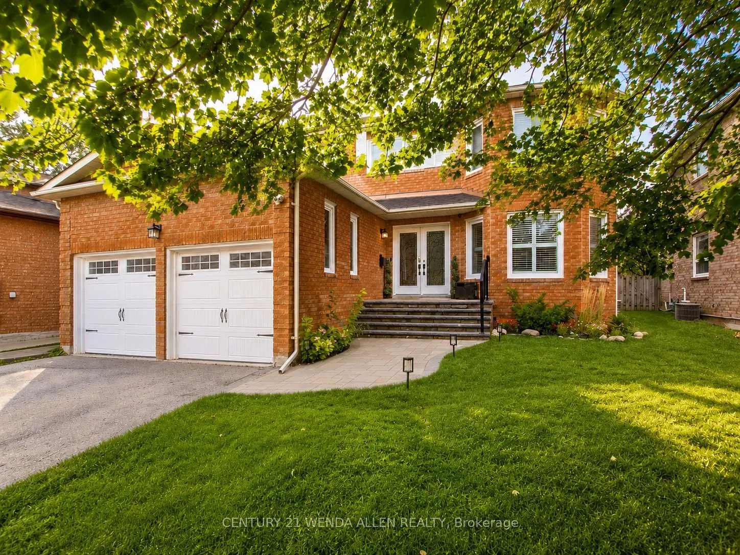 156 Gwendolyn Boulevard