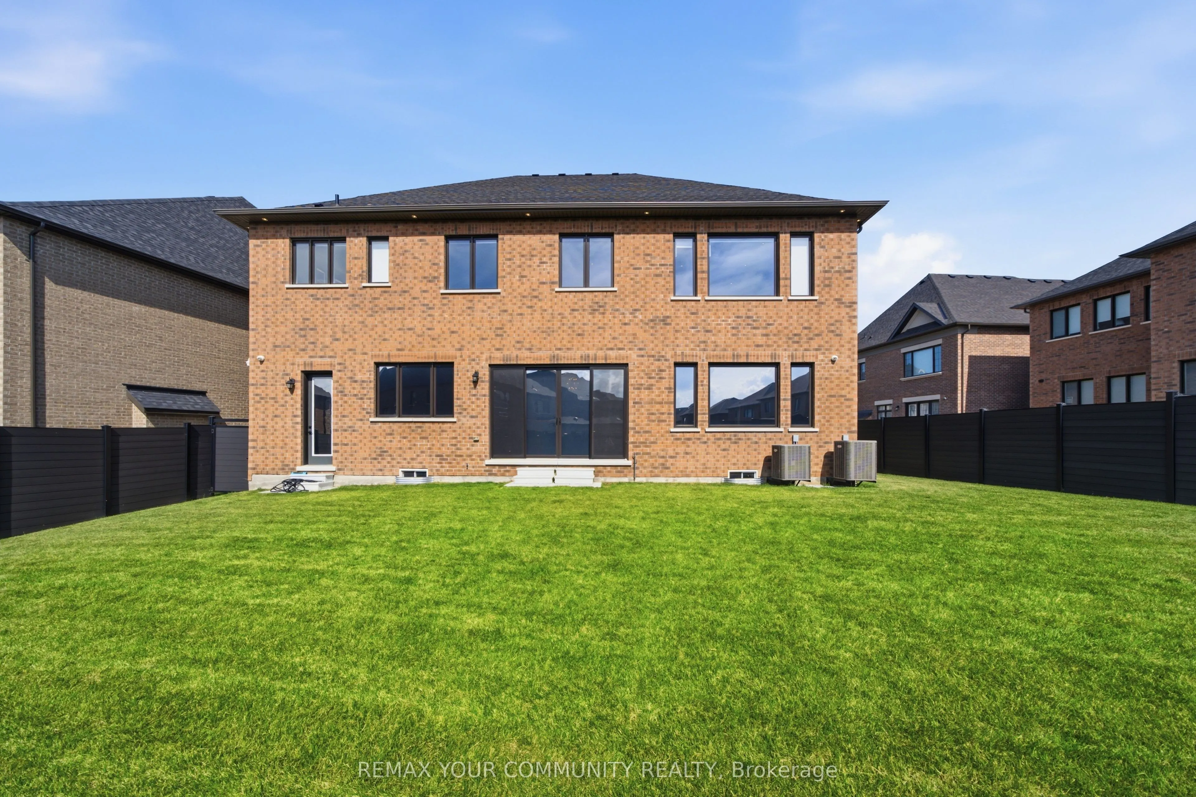 36 Arbordale Drive