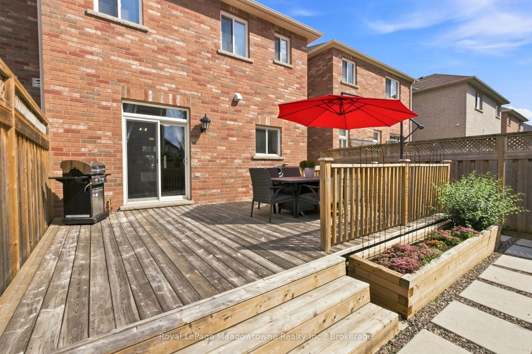140 Laurendale Avenue