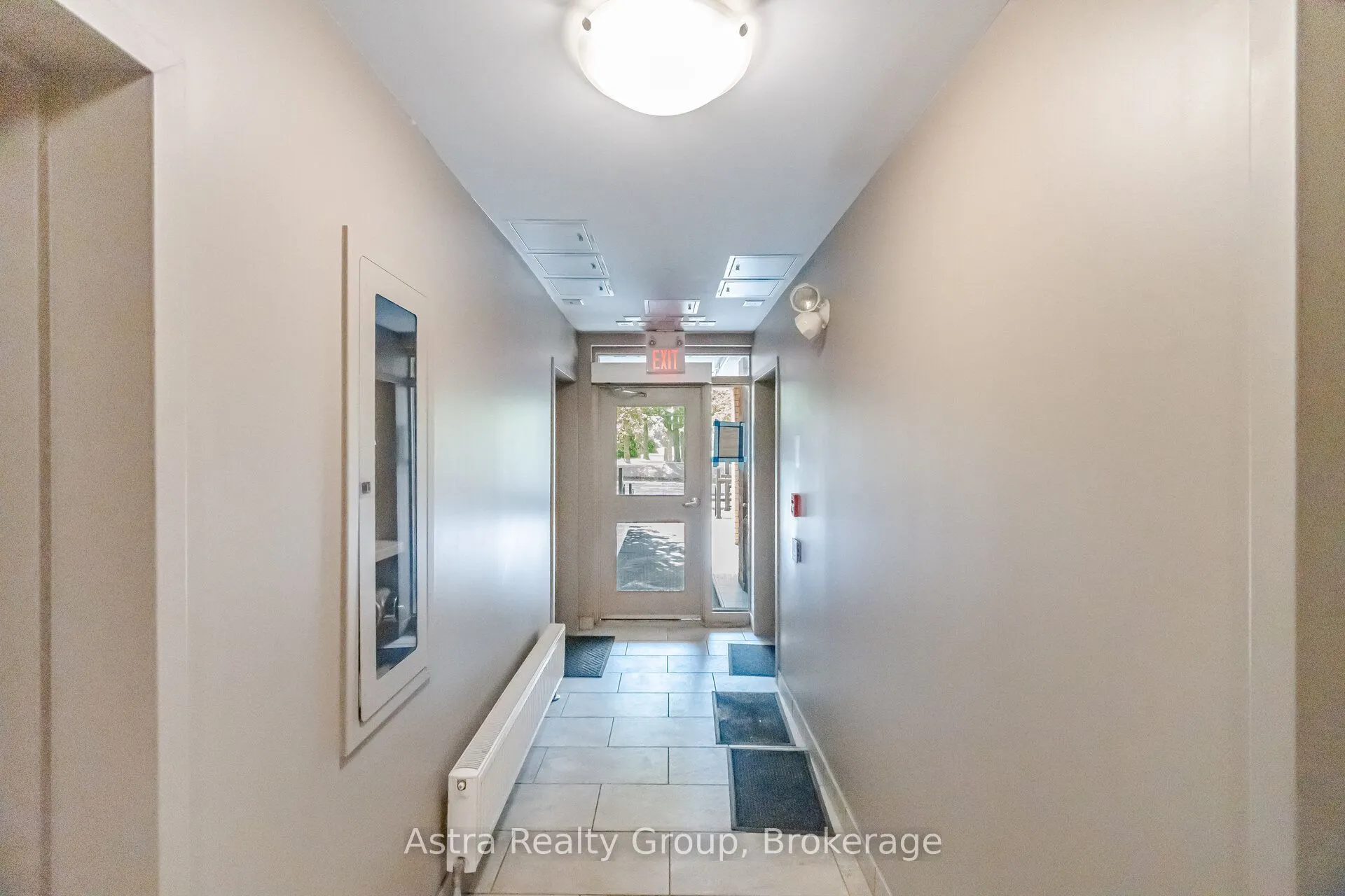 9589 Keele Street #106