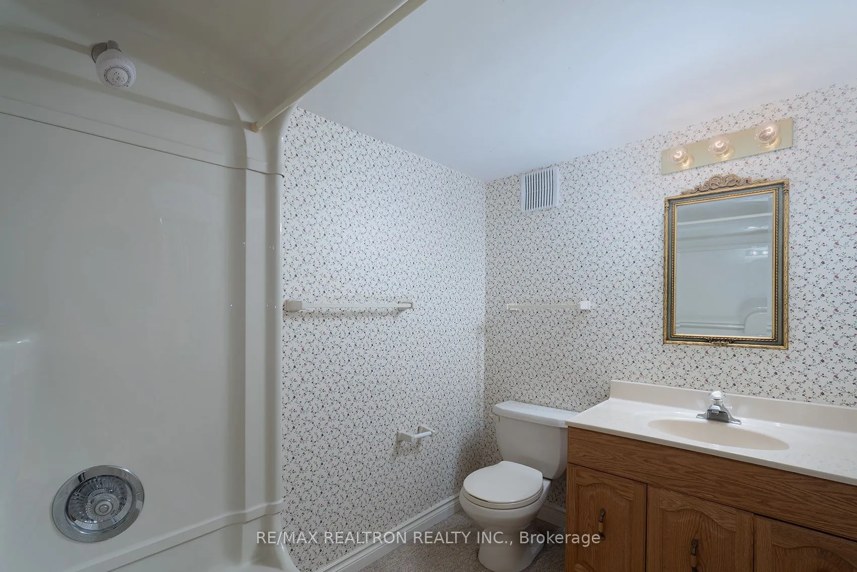 462 Beacon Hall Drive #29