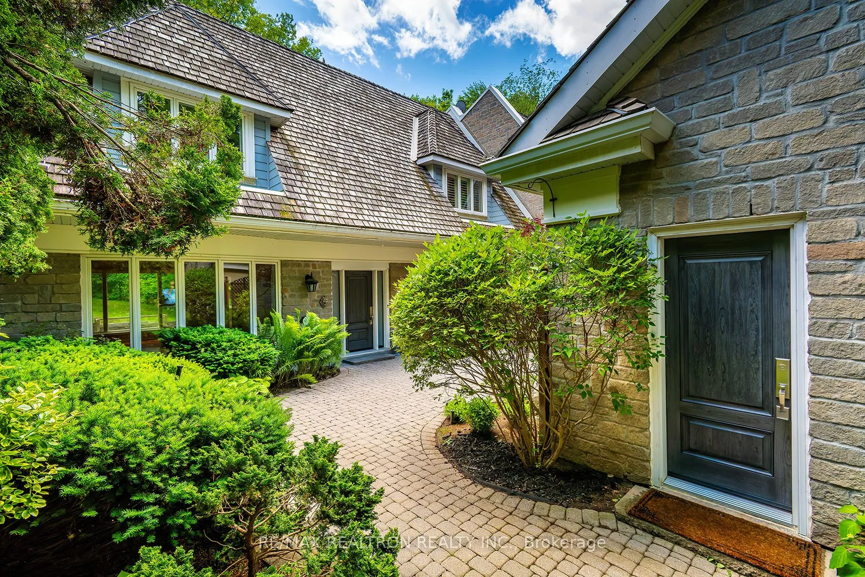 462 Beacon Hall Drive #29