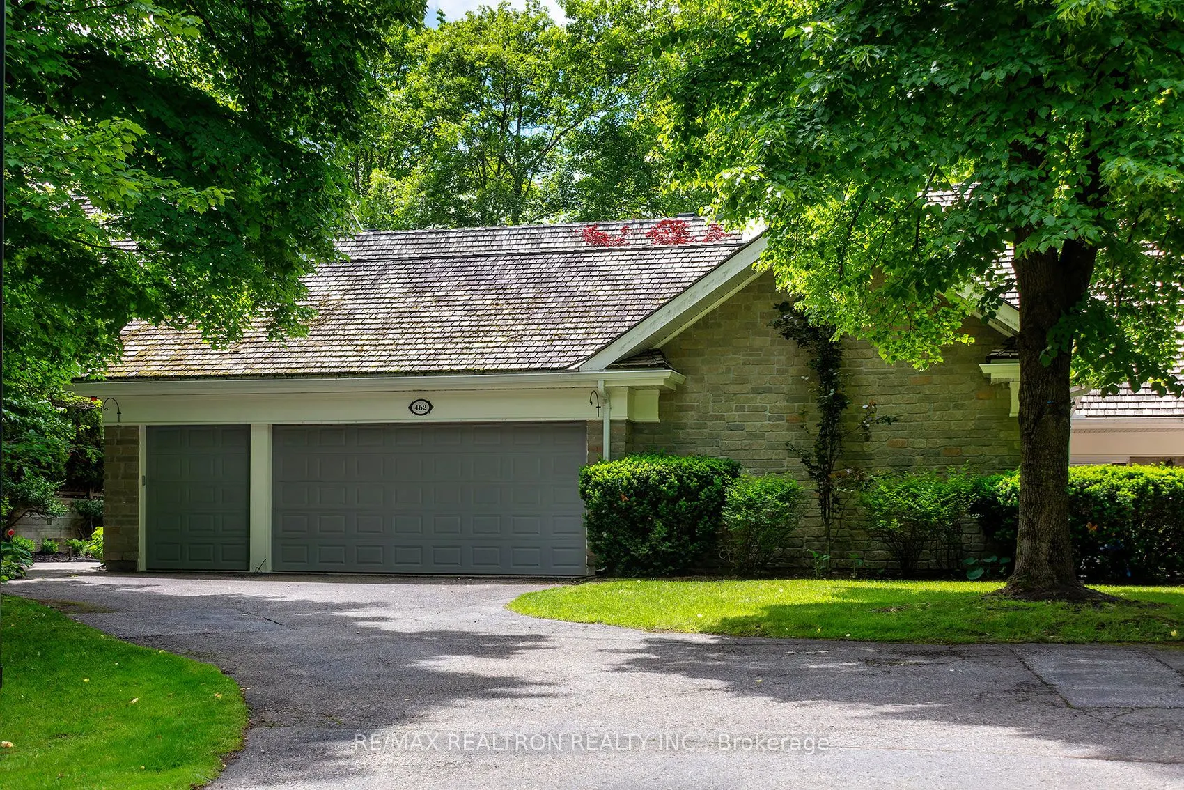 462 Beacon Hall Drive #29