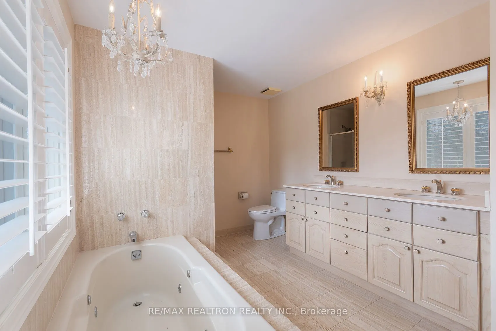 462 Beacon Hall Drive #29