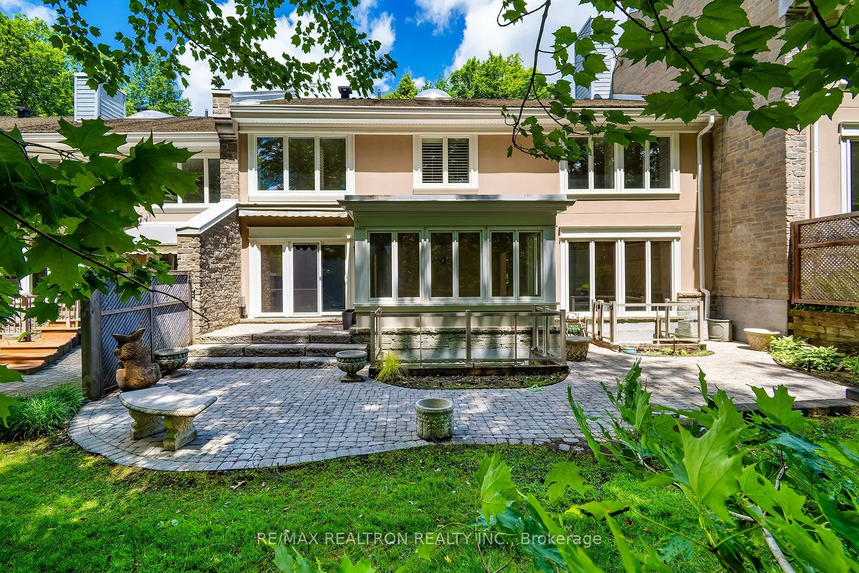 462 Beacon Hall Drive #29