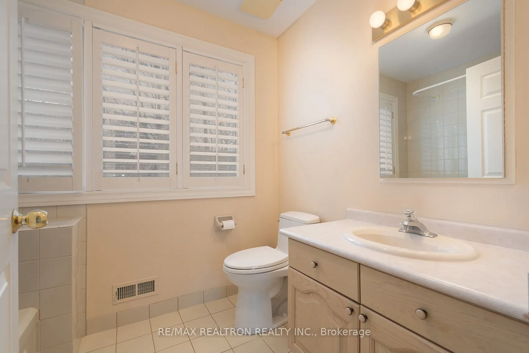 462 Beacon Hall Drive #29