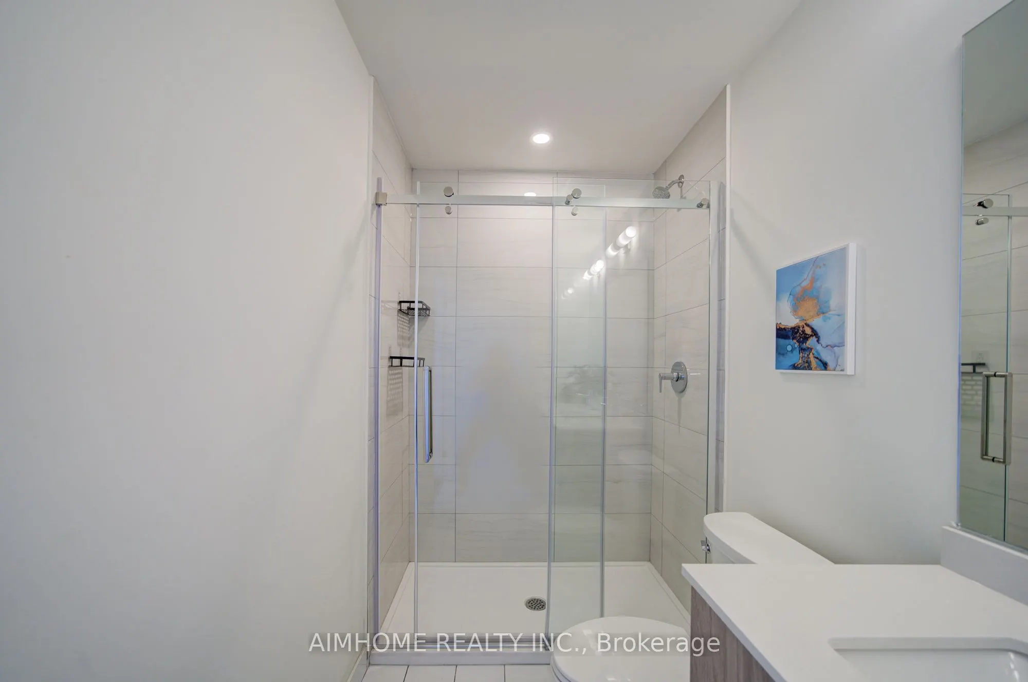 2 David Eyer Road E #829
