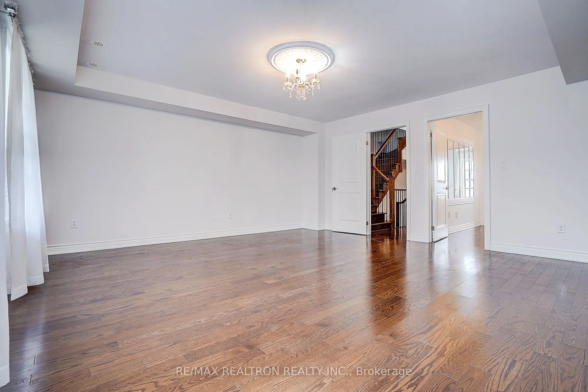 10060 Keele Street #11