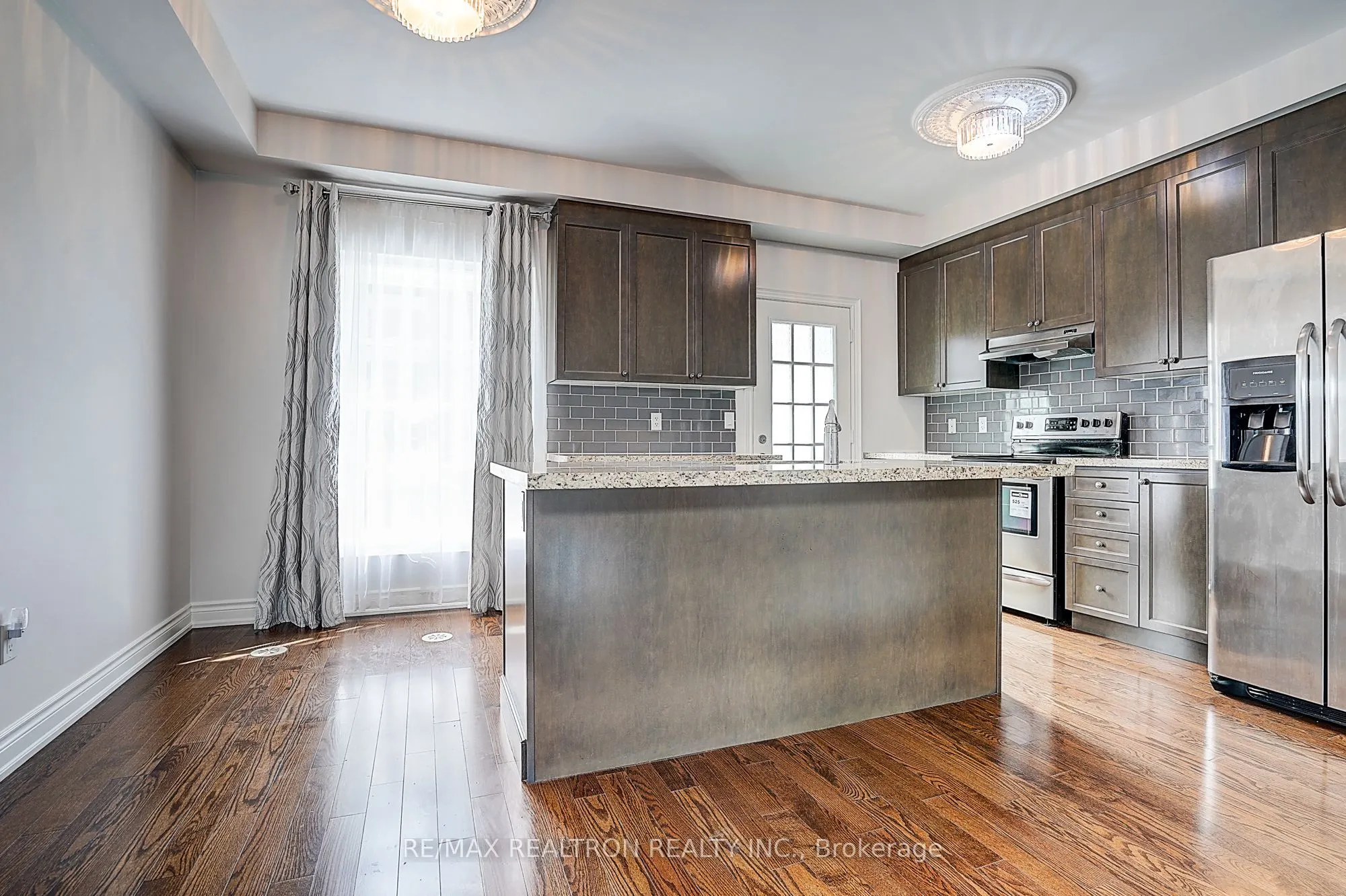 10060 Keele Street #11