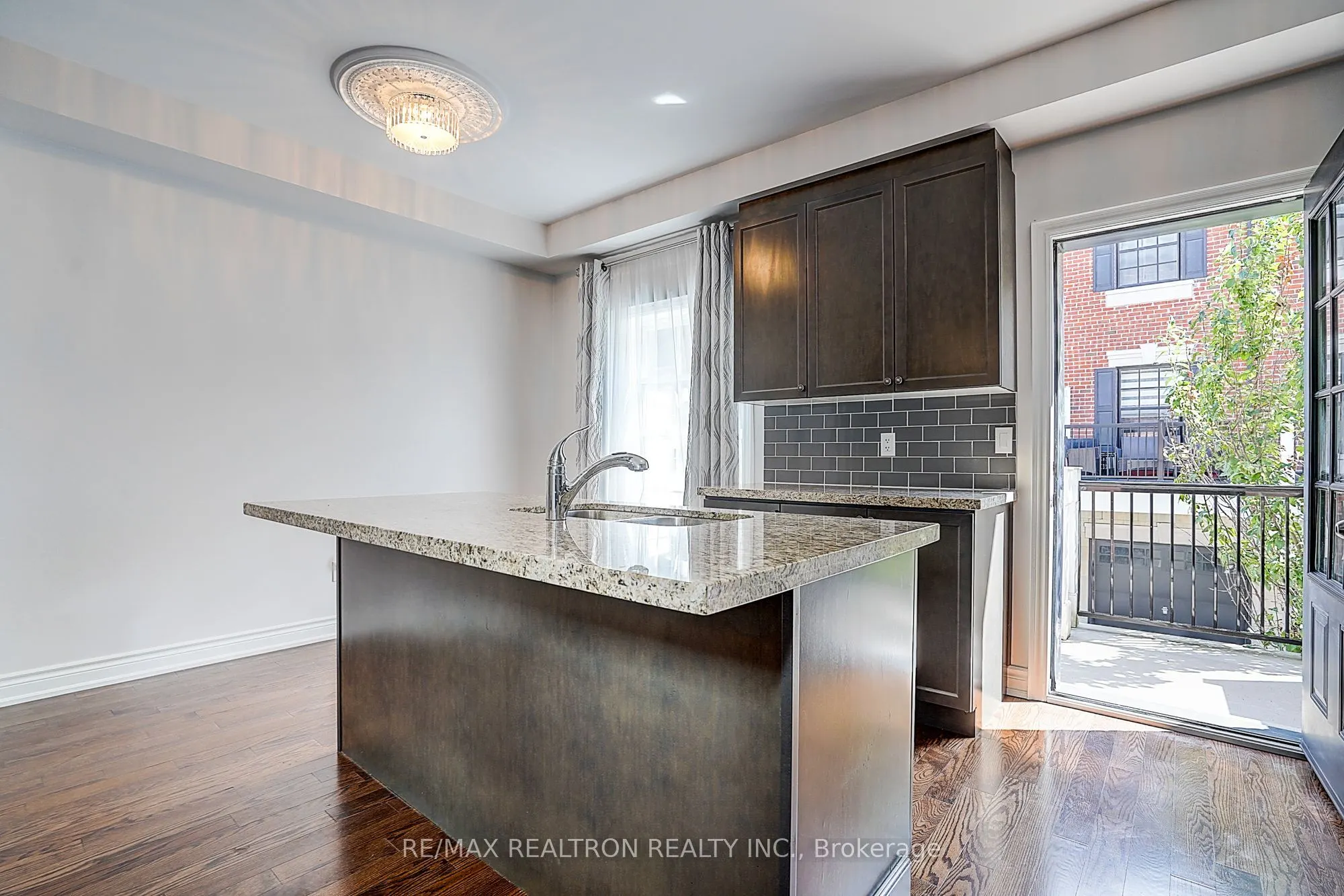 10060 Keele Street #11