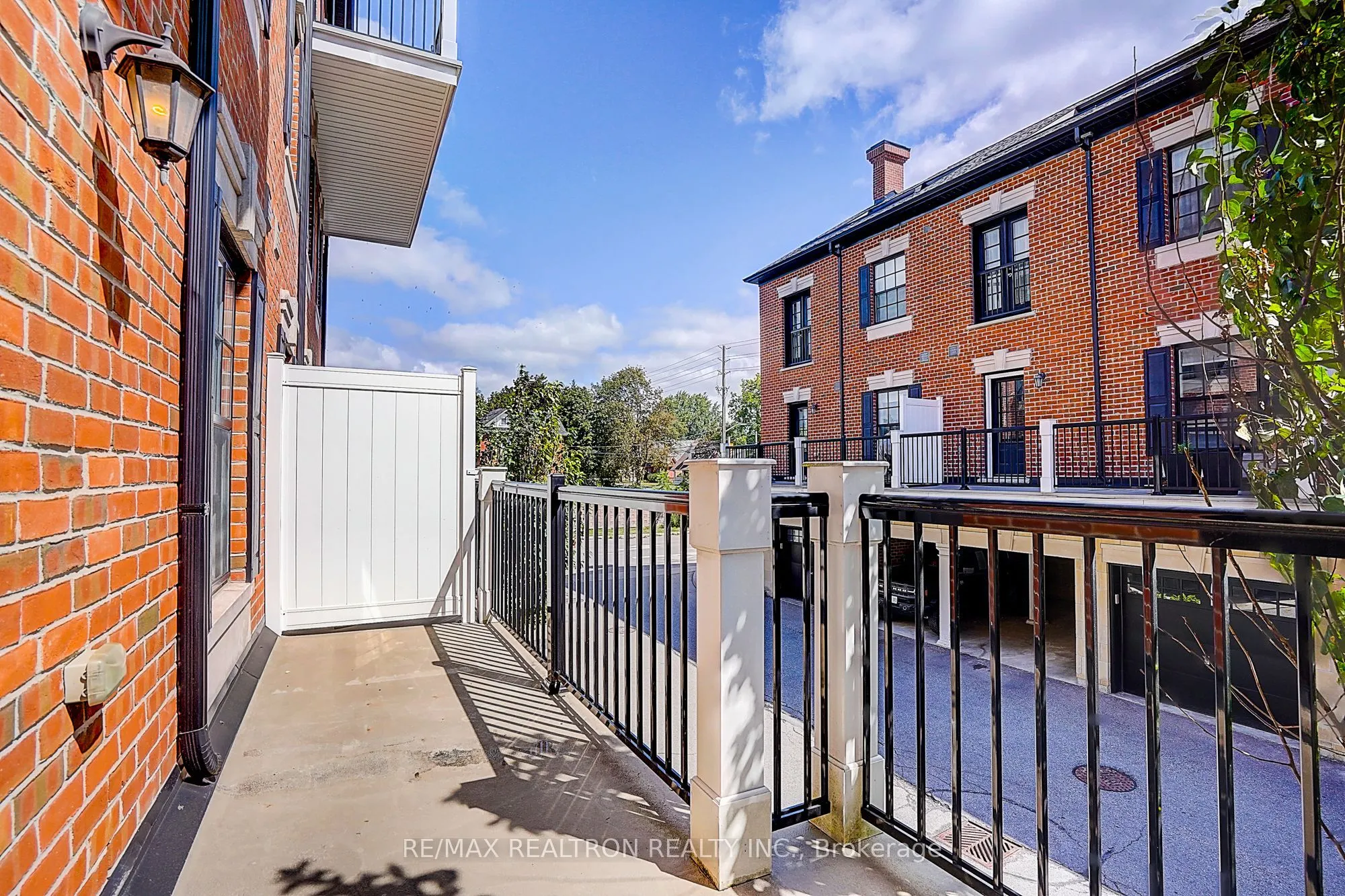 10060 Keele Street #11