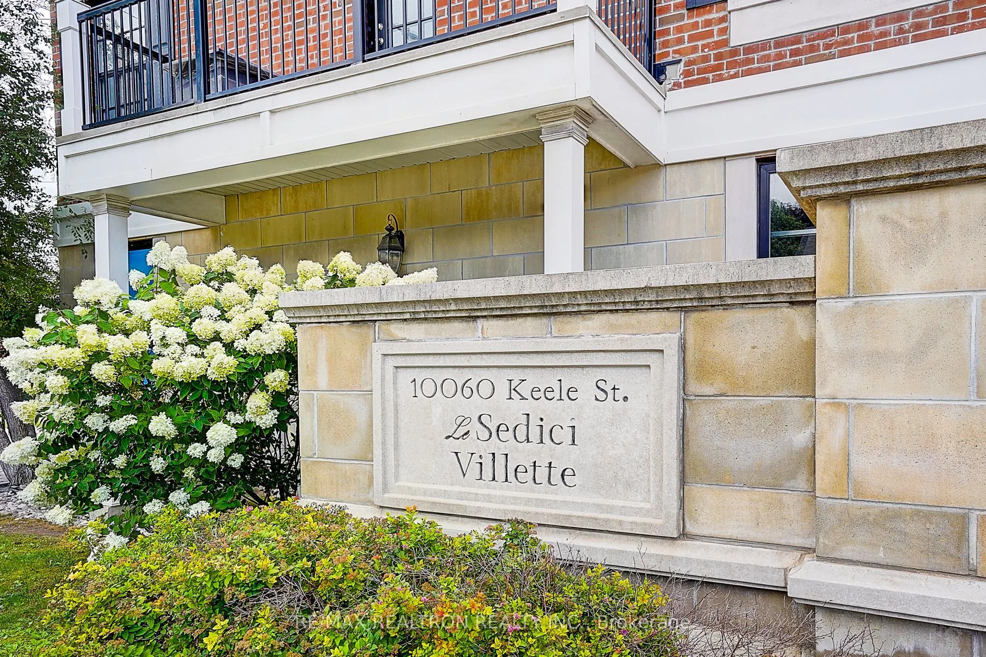10060 Keele Street #11