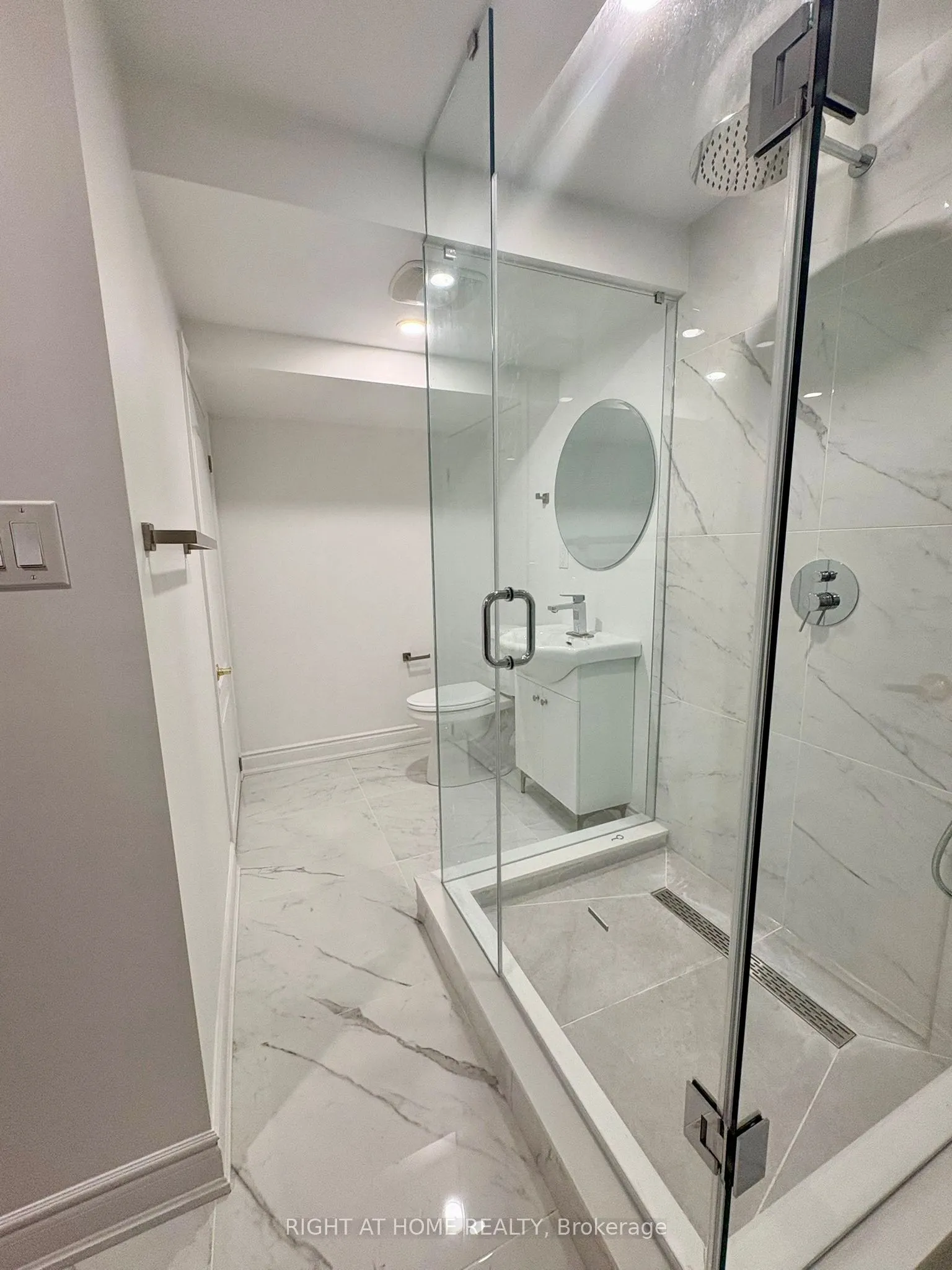 287 Wildberry Crescent #bsmnt
