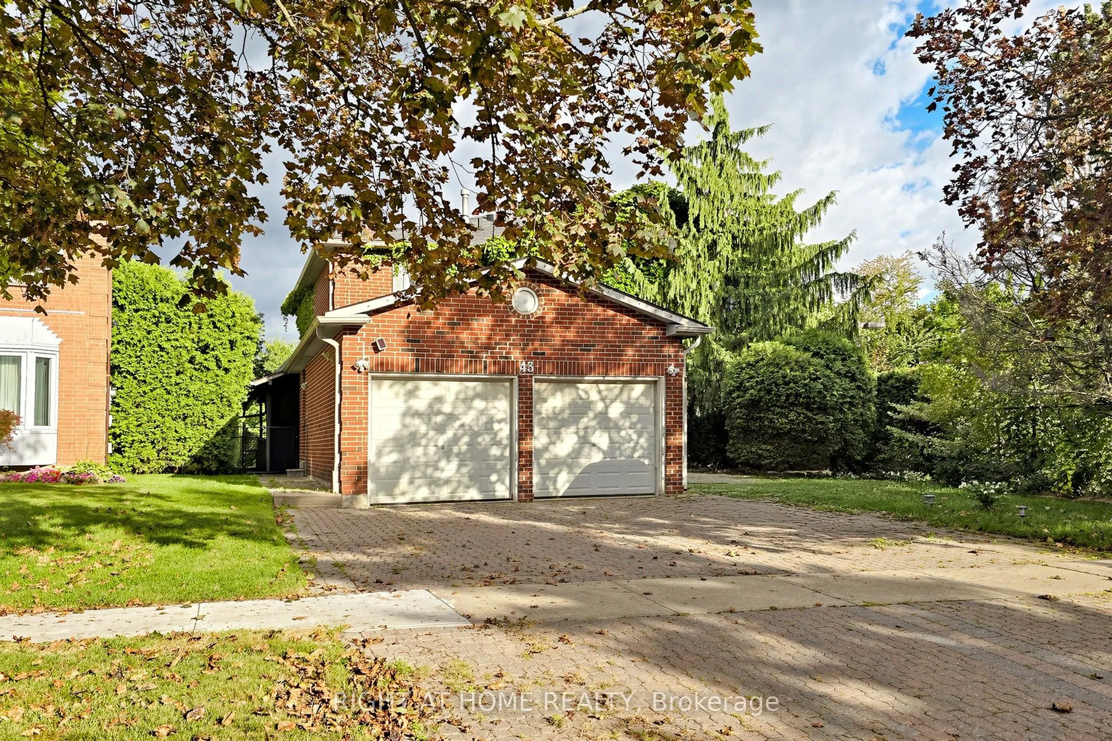 43 Topham Crescent