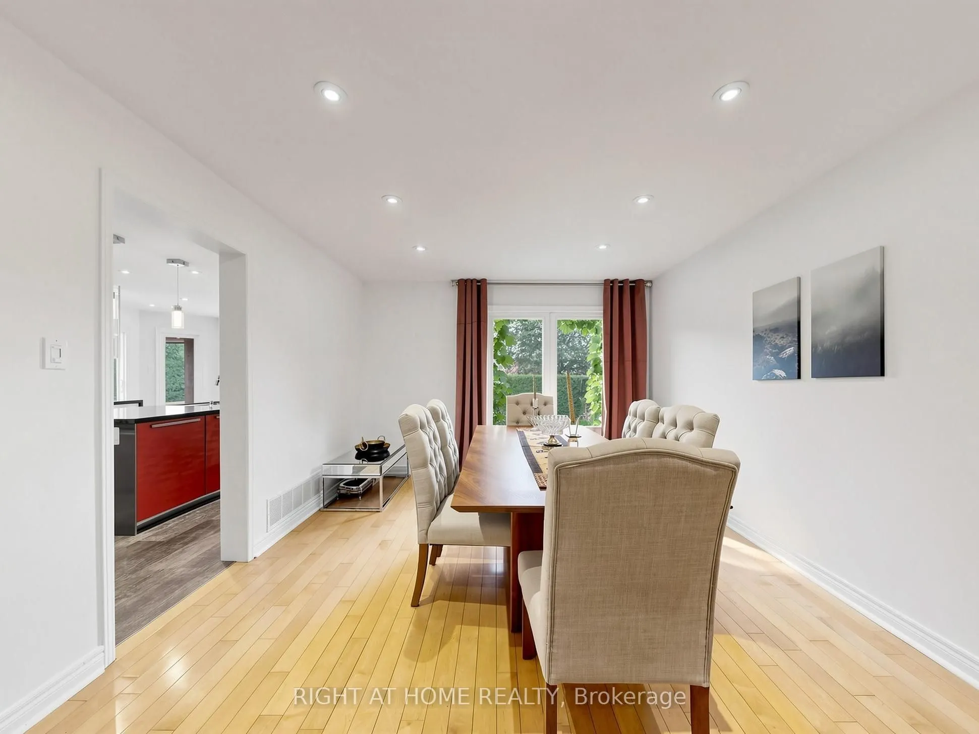 43 Topham Crescent