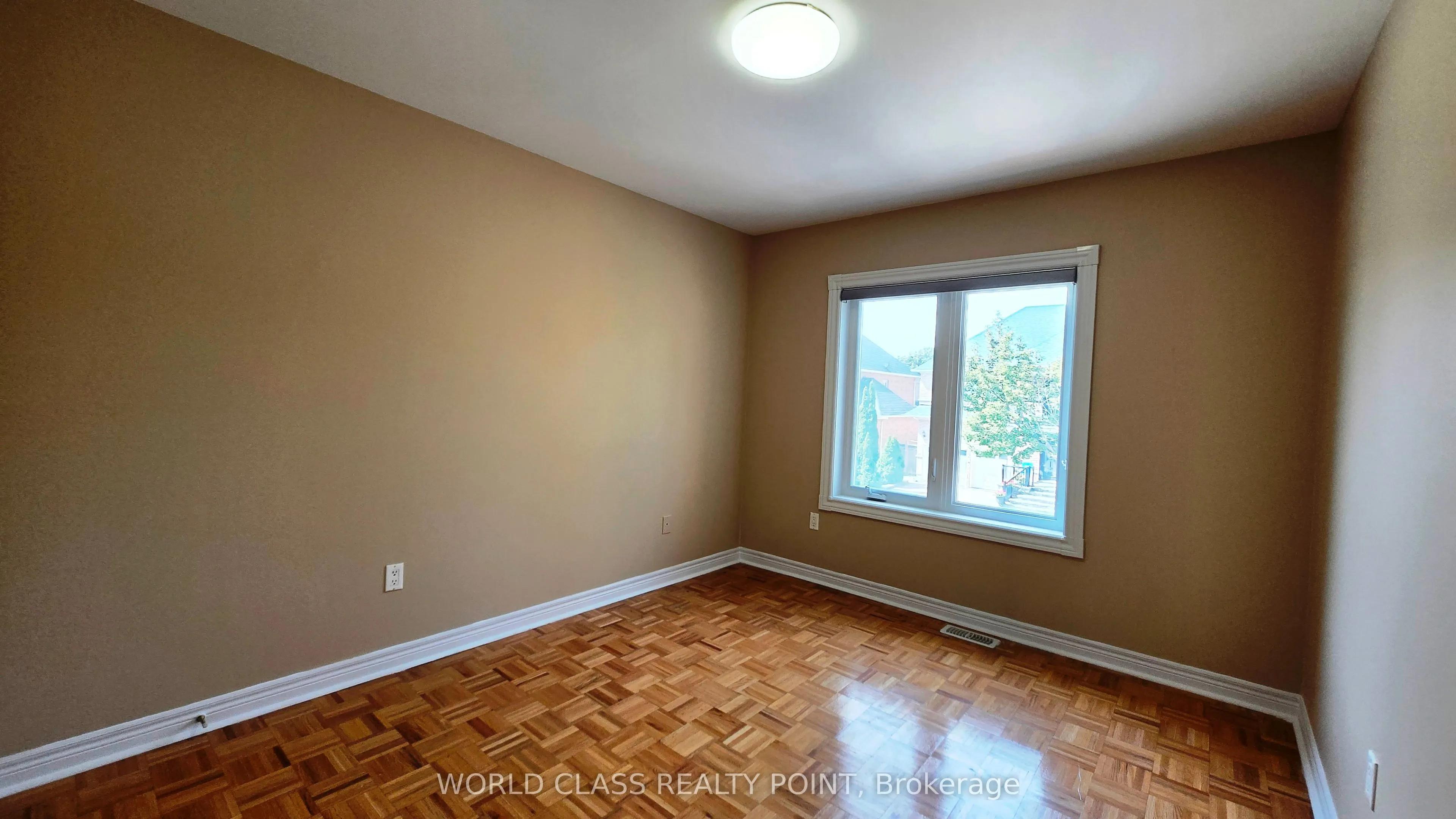 39 Tremblay Avenue