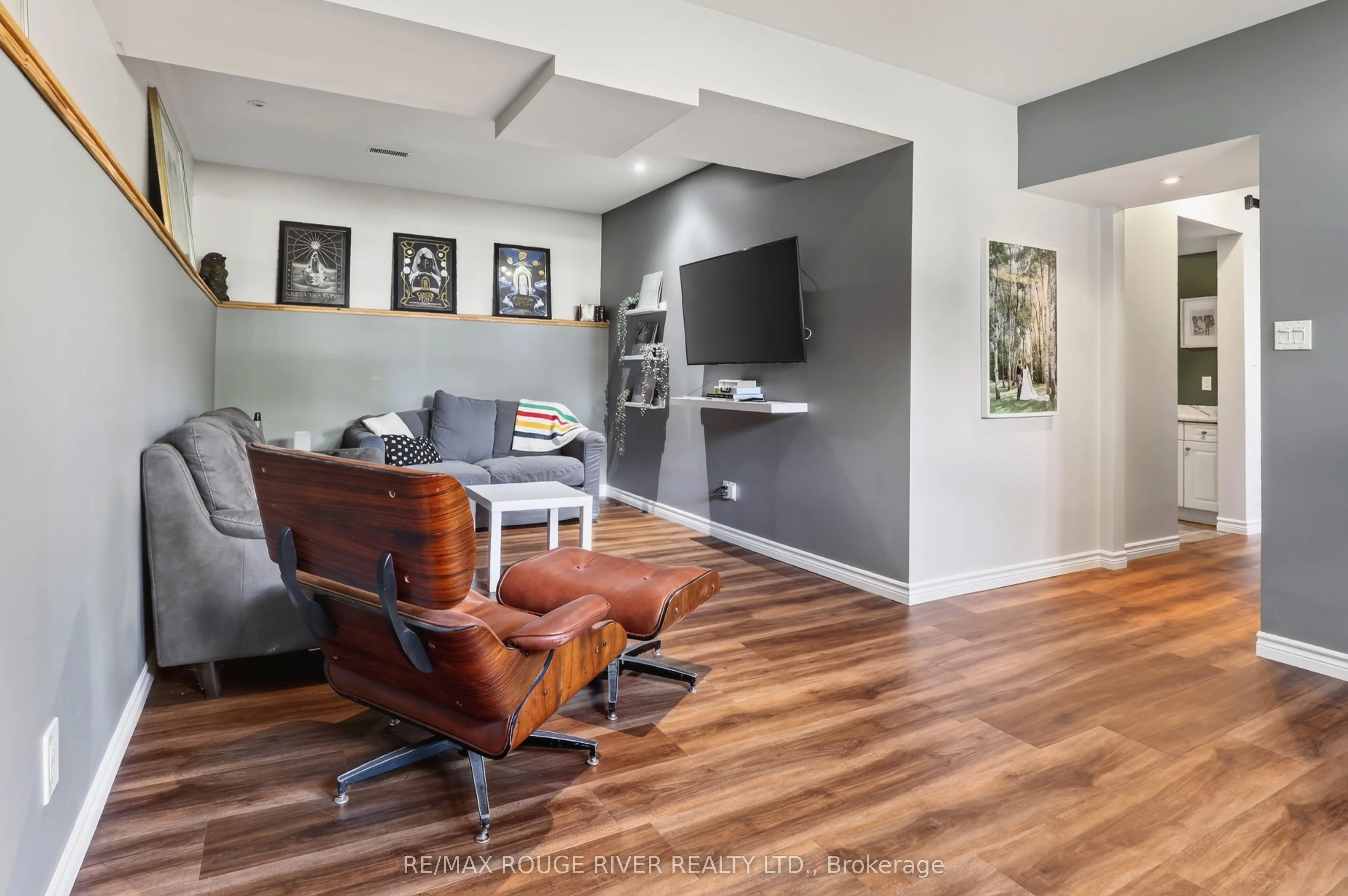 33 Creek Drive