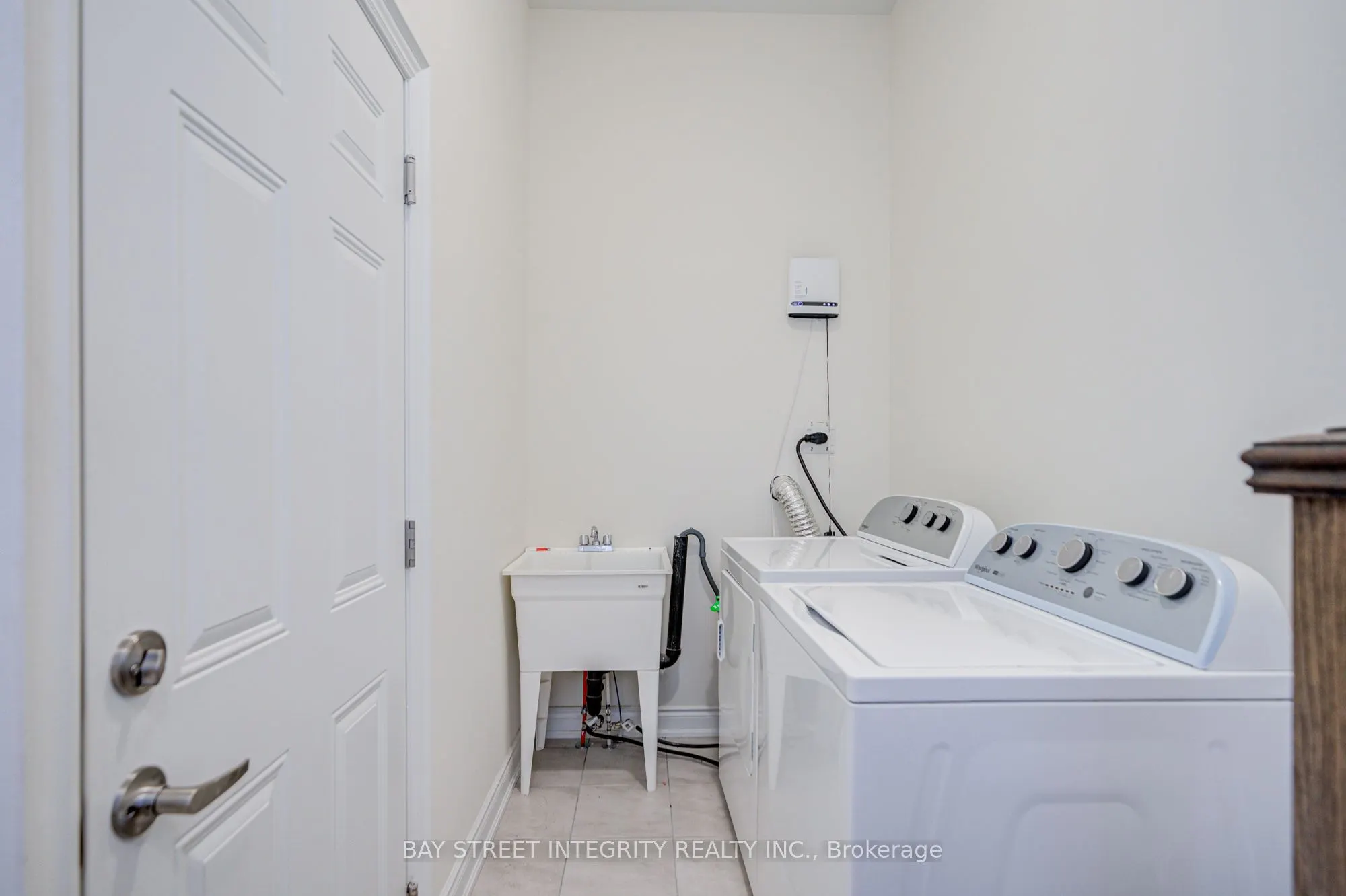 41 Kenneth Rogers Crescent