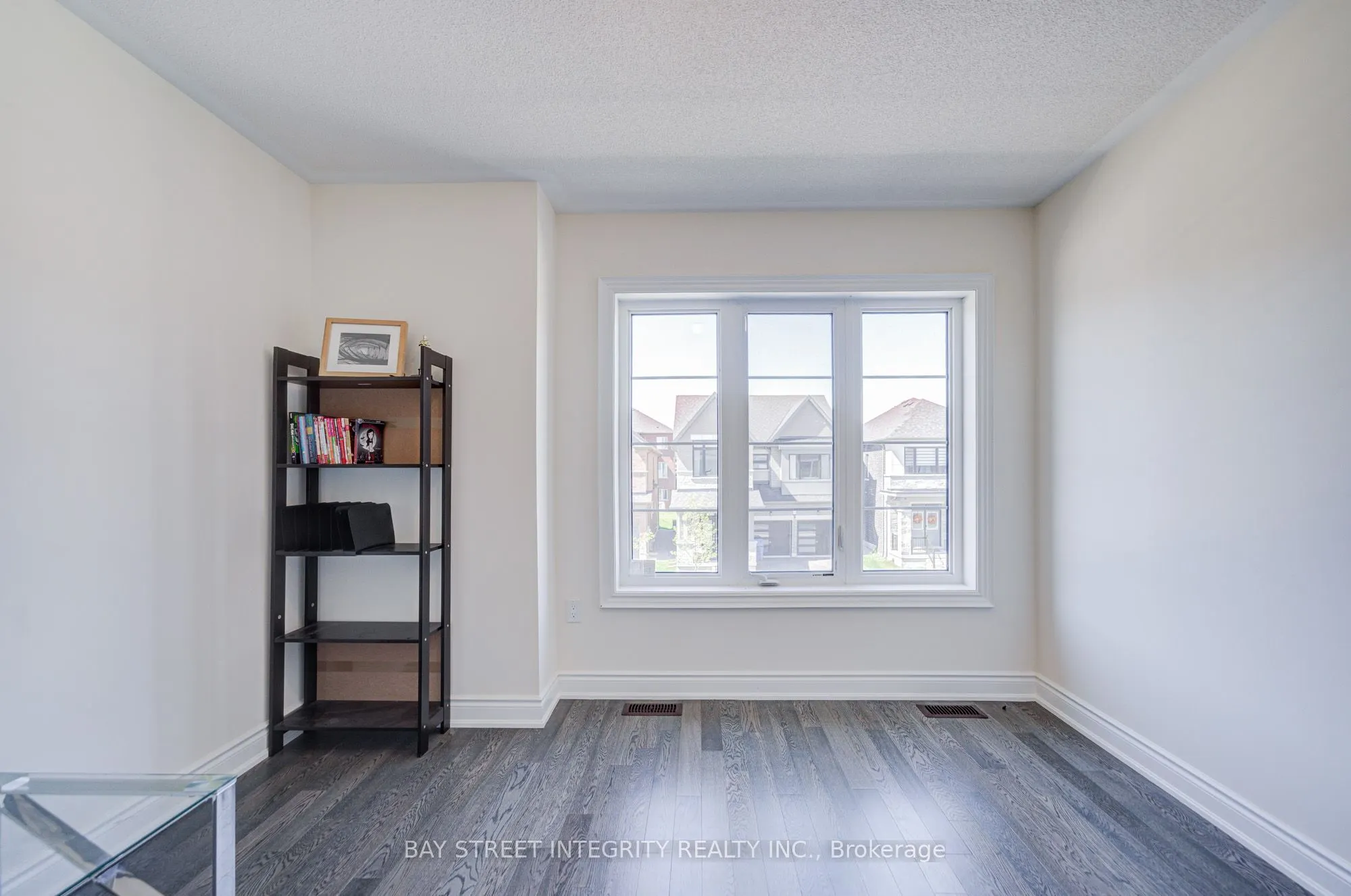 41 Kenneth Rogers Crescent