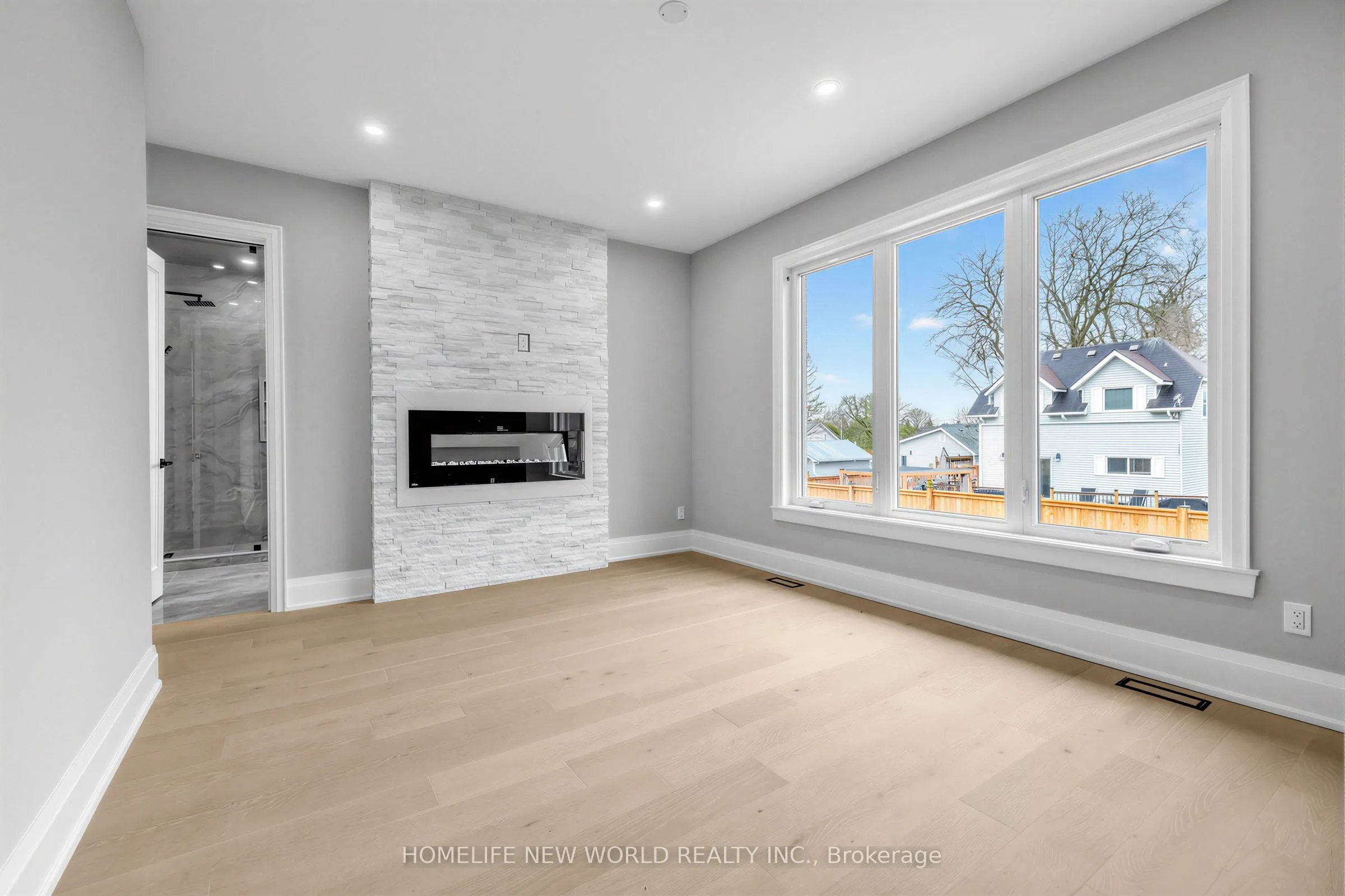 225 Sunnybrae Avenue