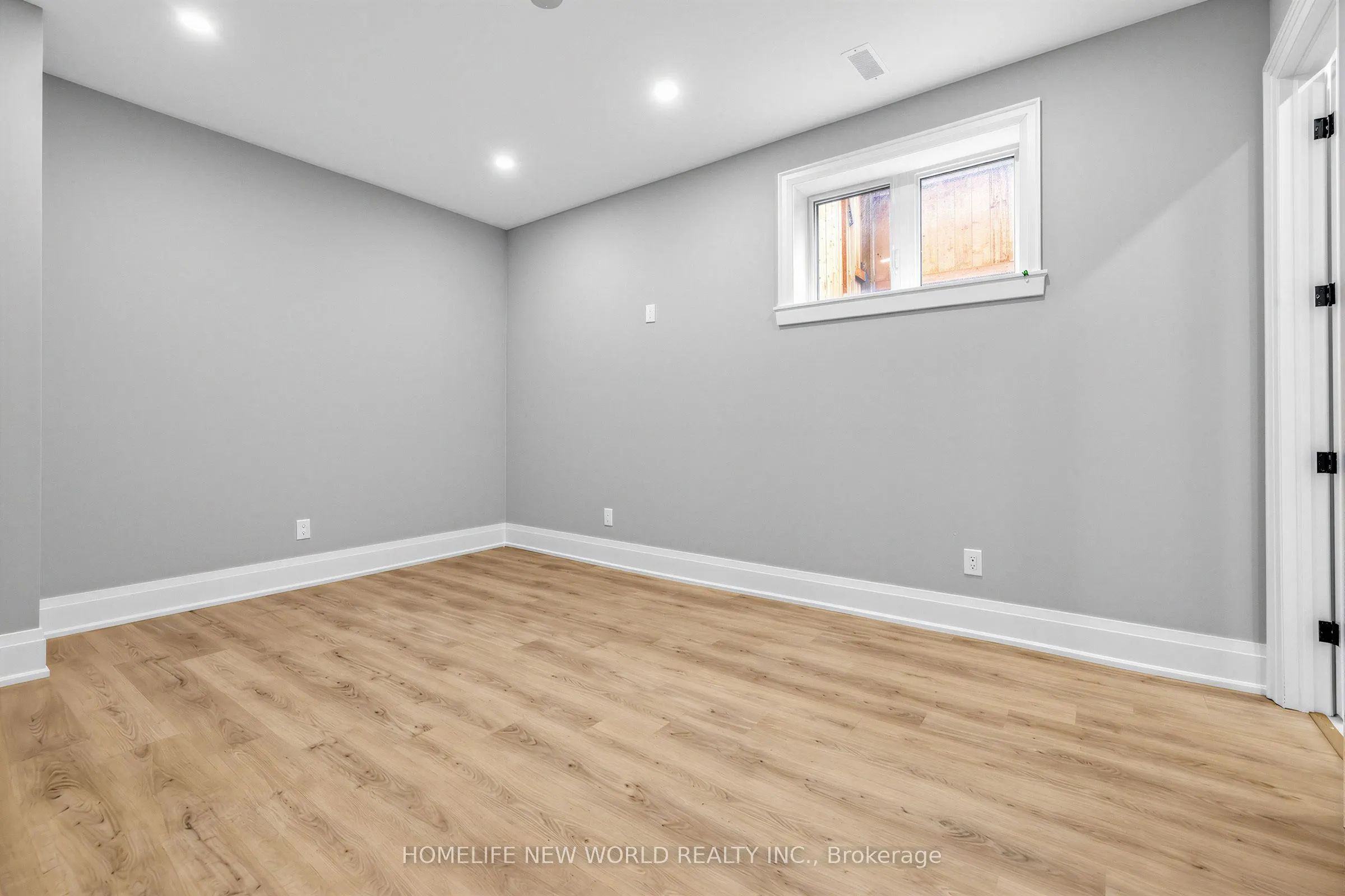 225 Sunnybrae Avenue