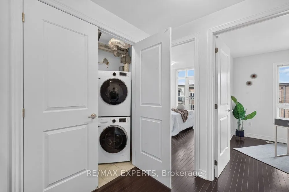 125 Kayla Crescent #19