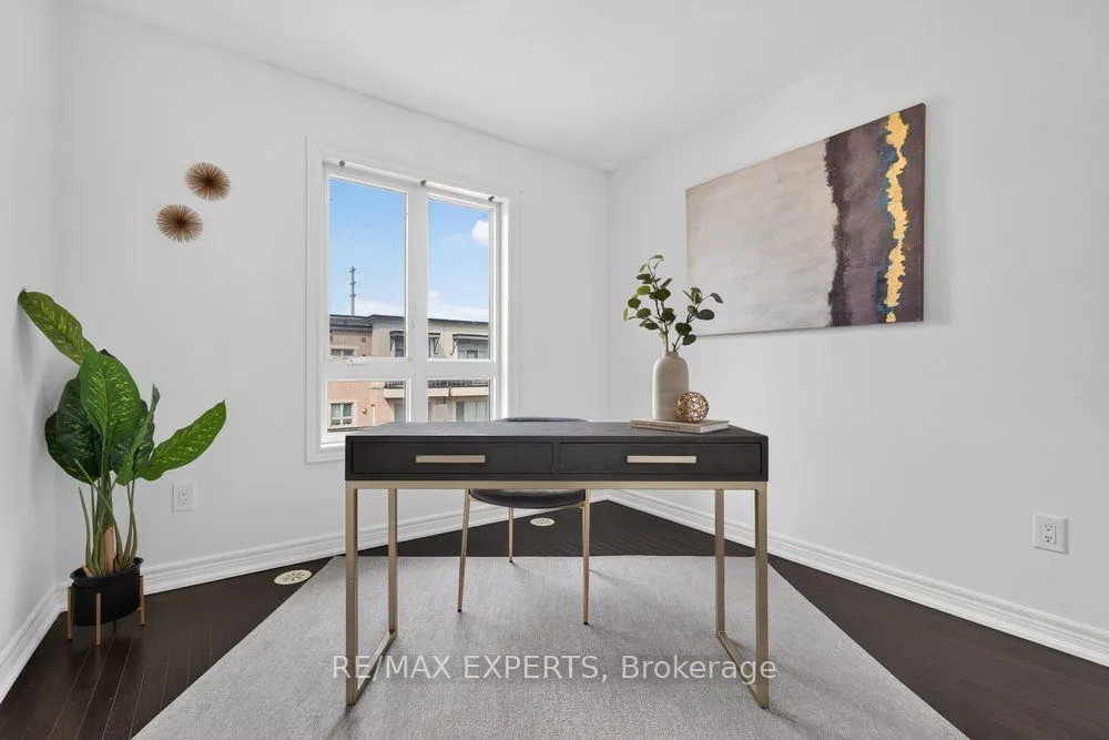 125 Kayla Crescent #19