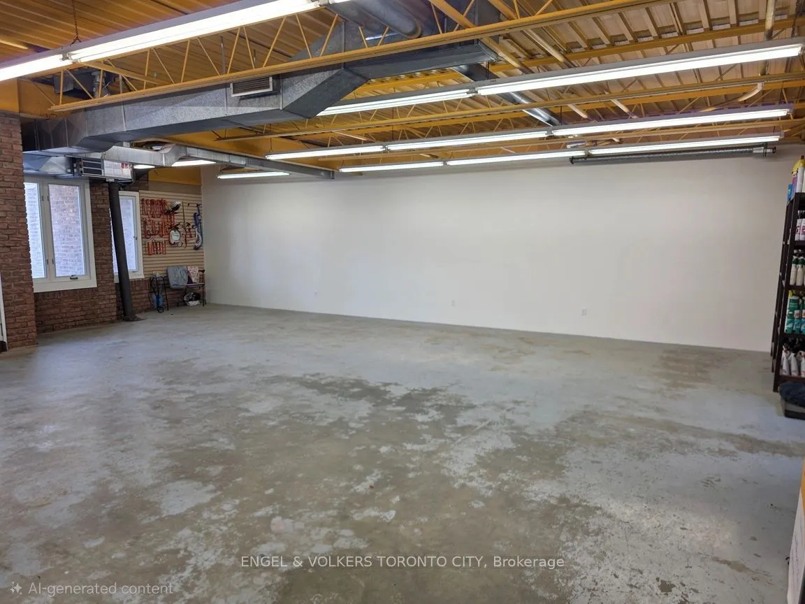 1344 Wellington Street W #2