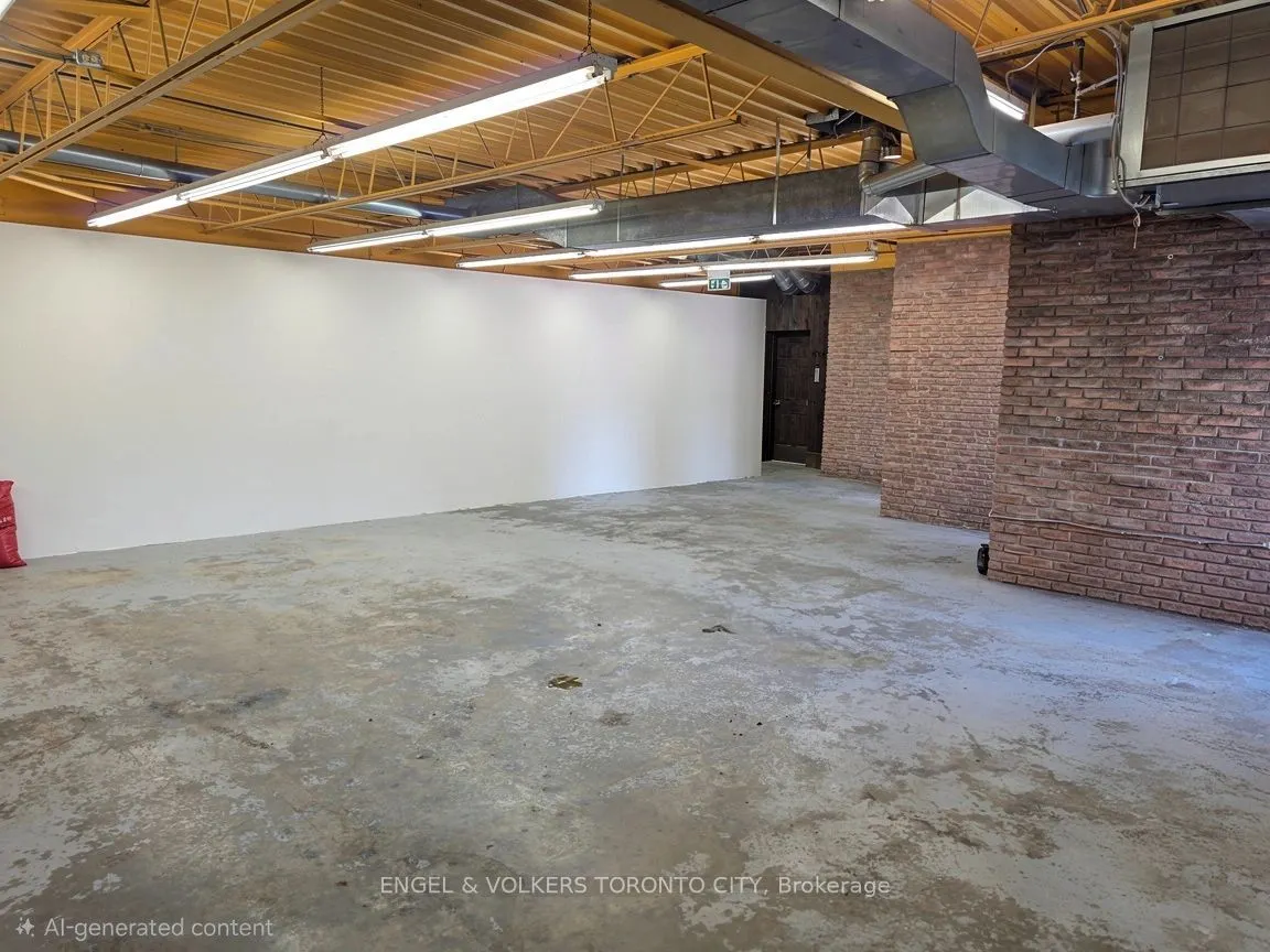 1344 Wellington Street W #2
