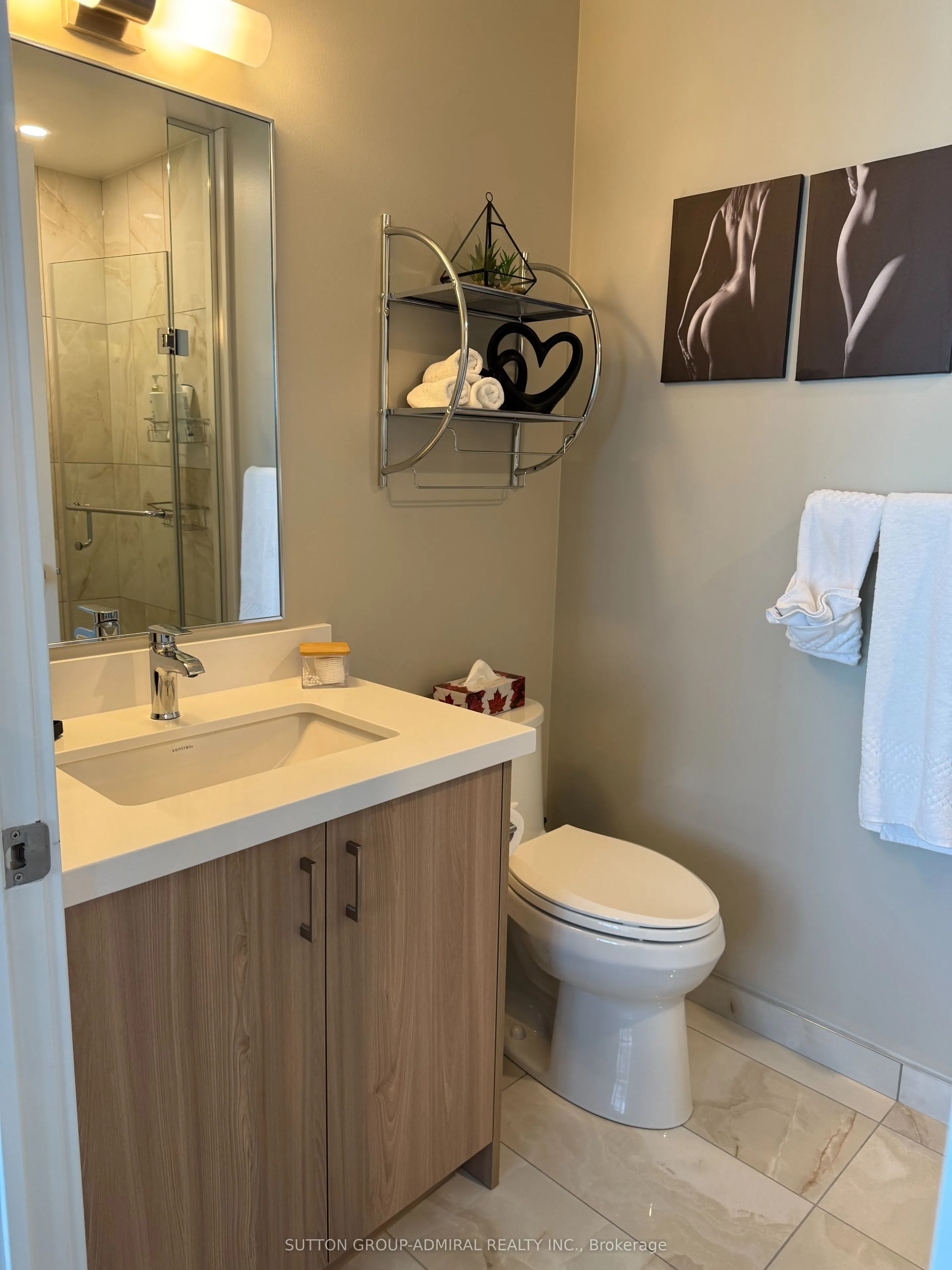 333 Sunseeker Avenue #422