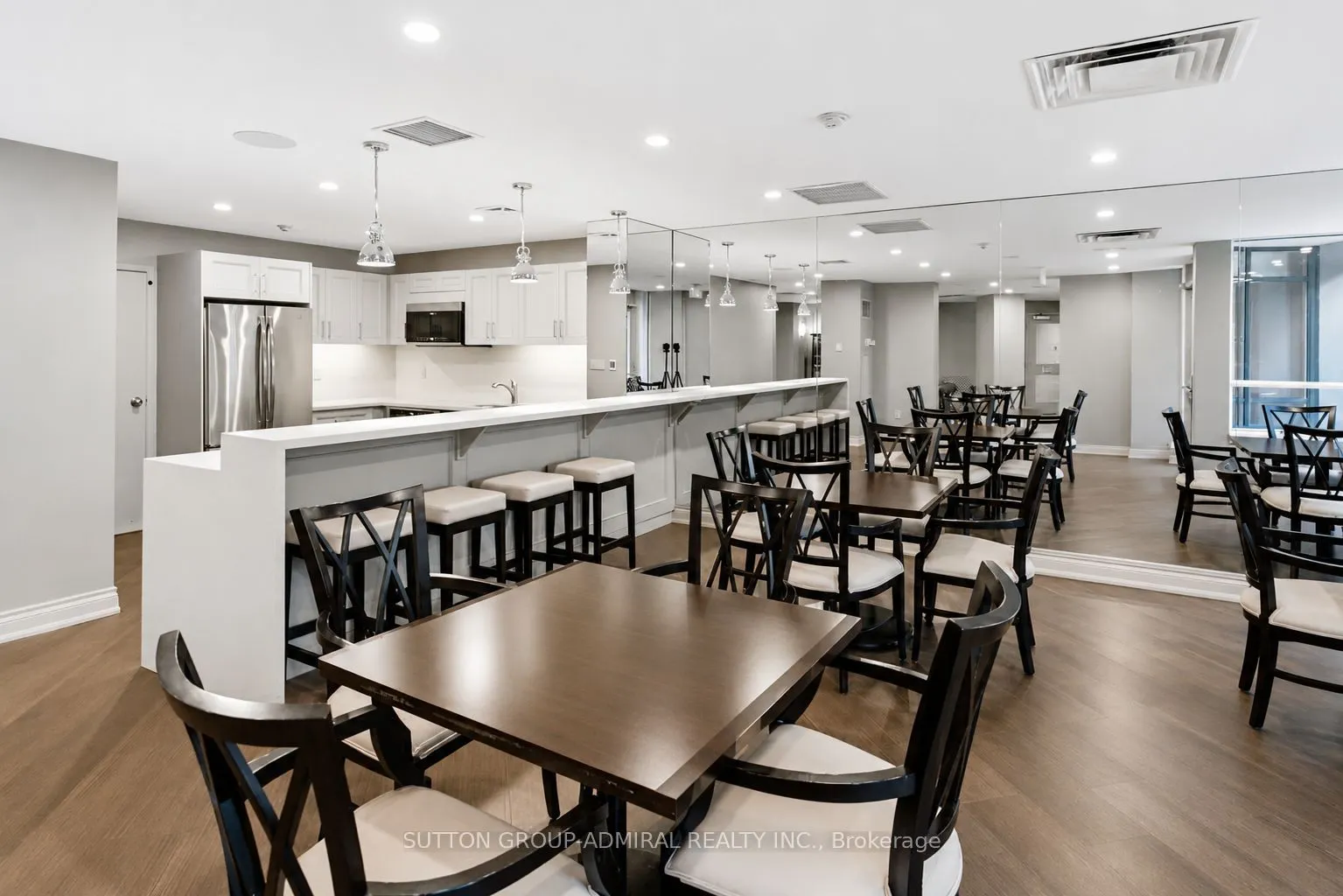 7250 Yonge Street #PH110