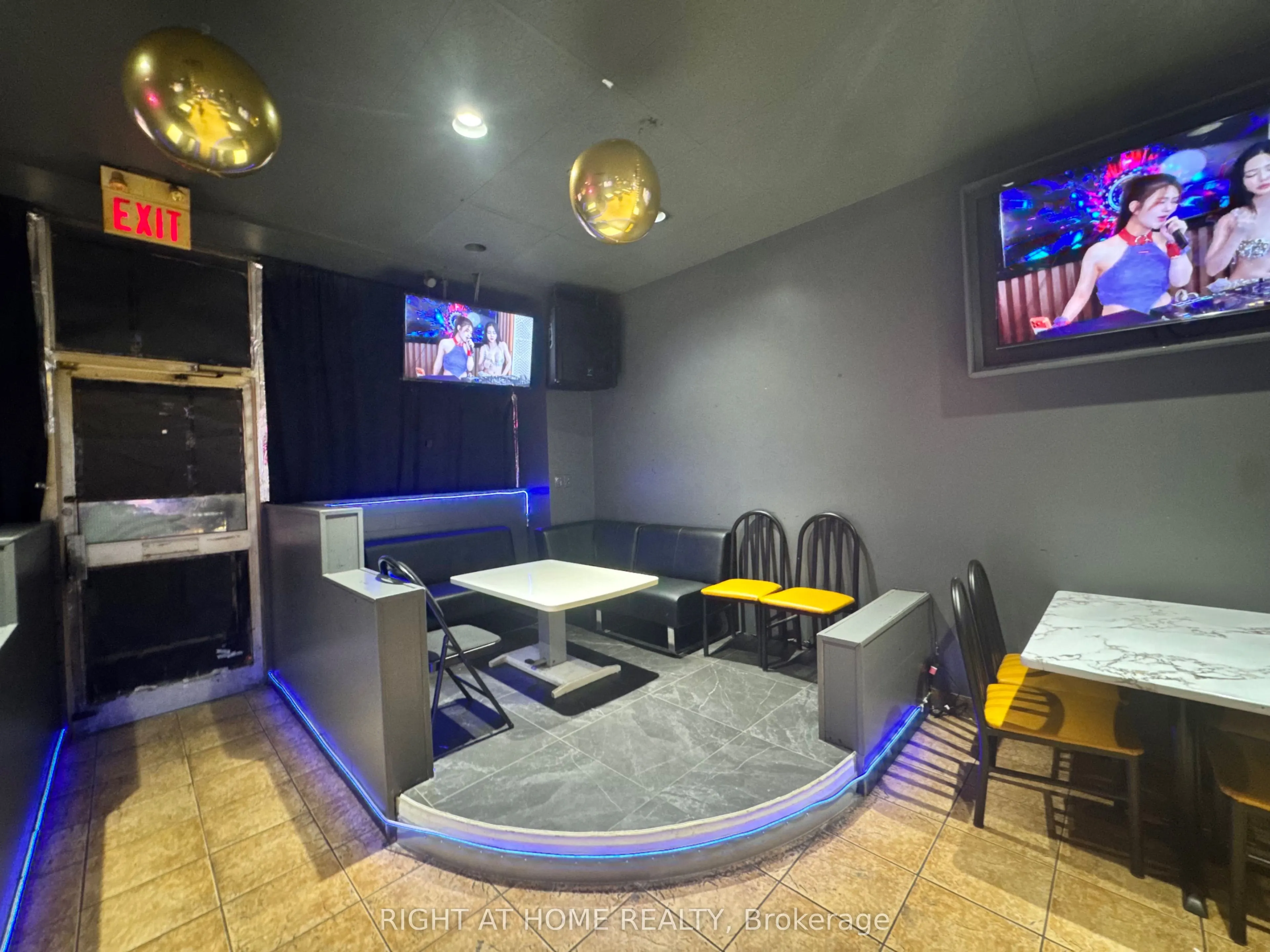3232 Steeles Avenue W #Unit 2