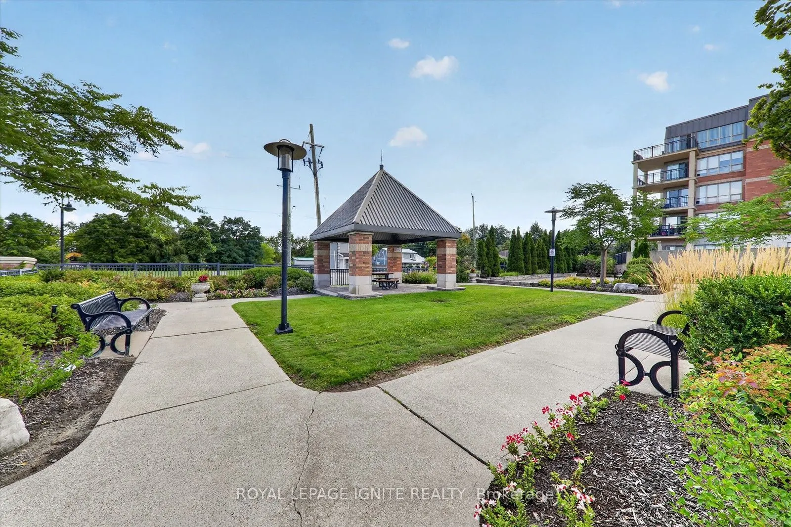8032 Kipling Avenue #9
