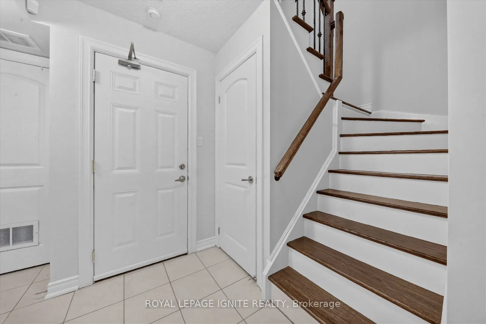8032 Kipling Avenue #9