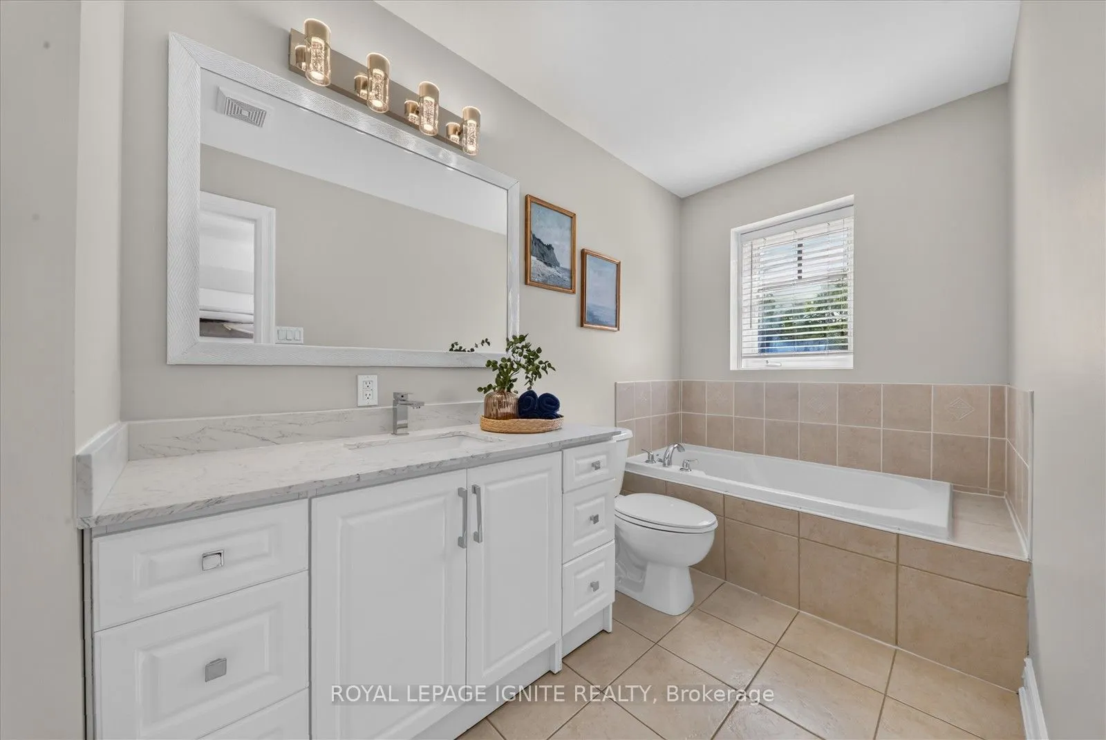 8032 Kipling Avenue #9