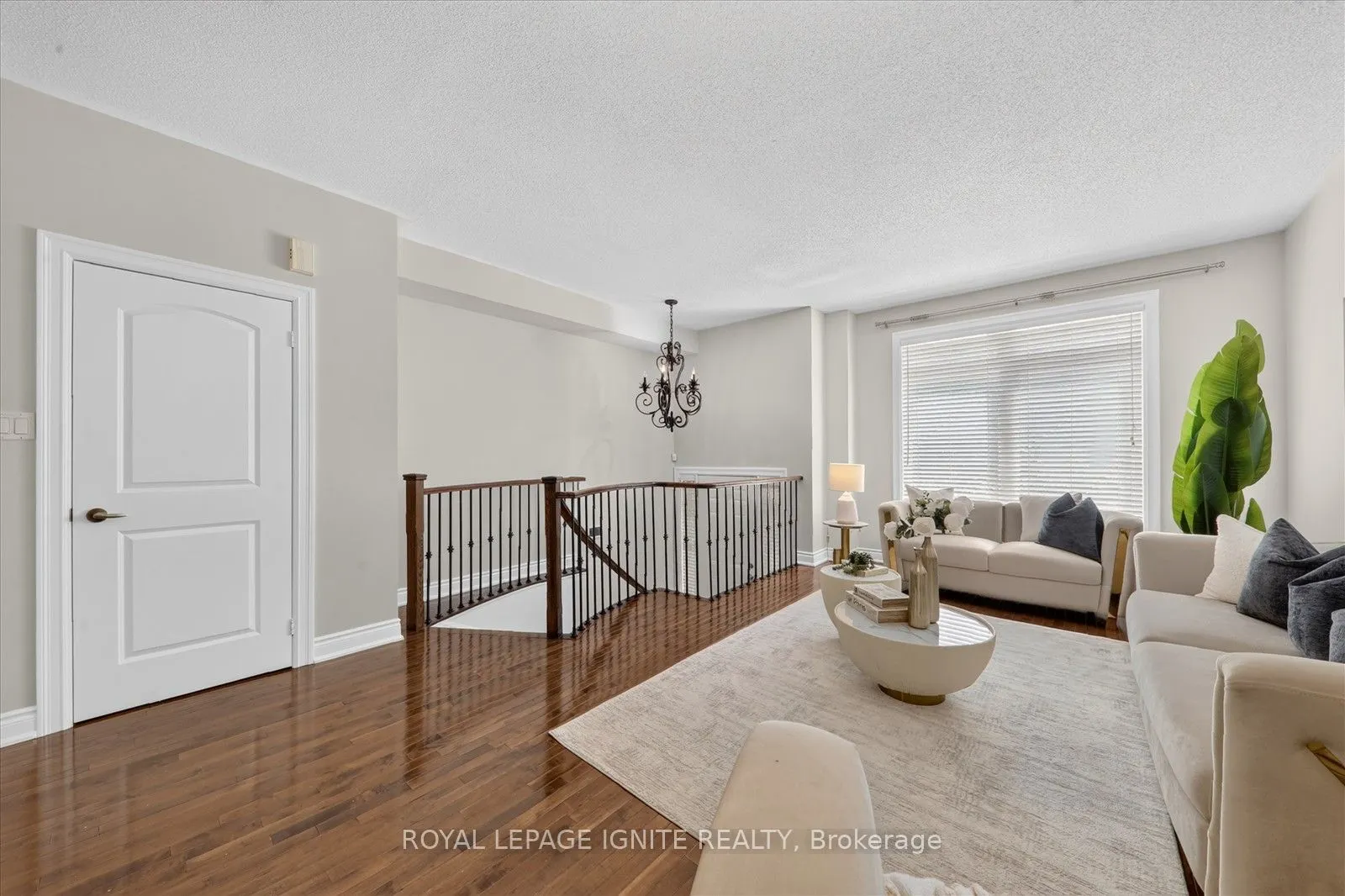 8032 Kipling Avenue #9