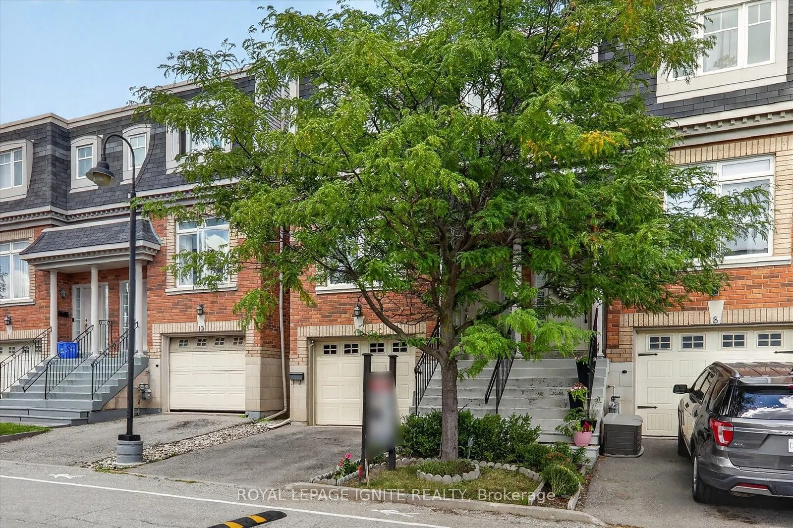 8032 Kipling Avenue #9