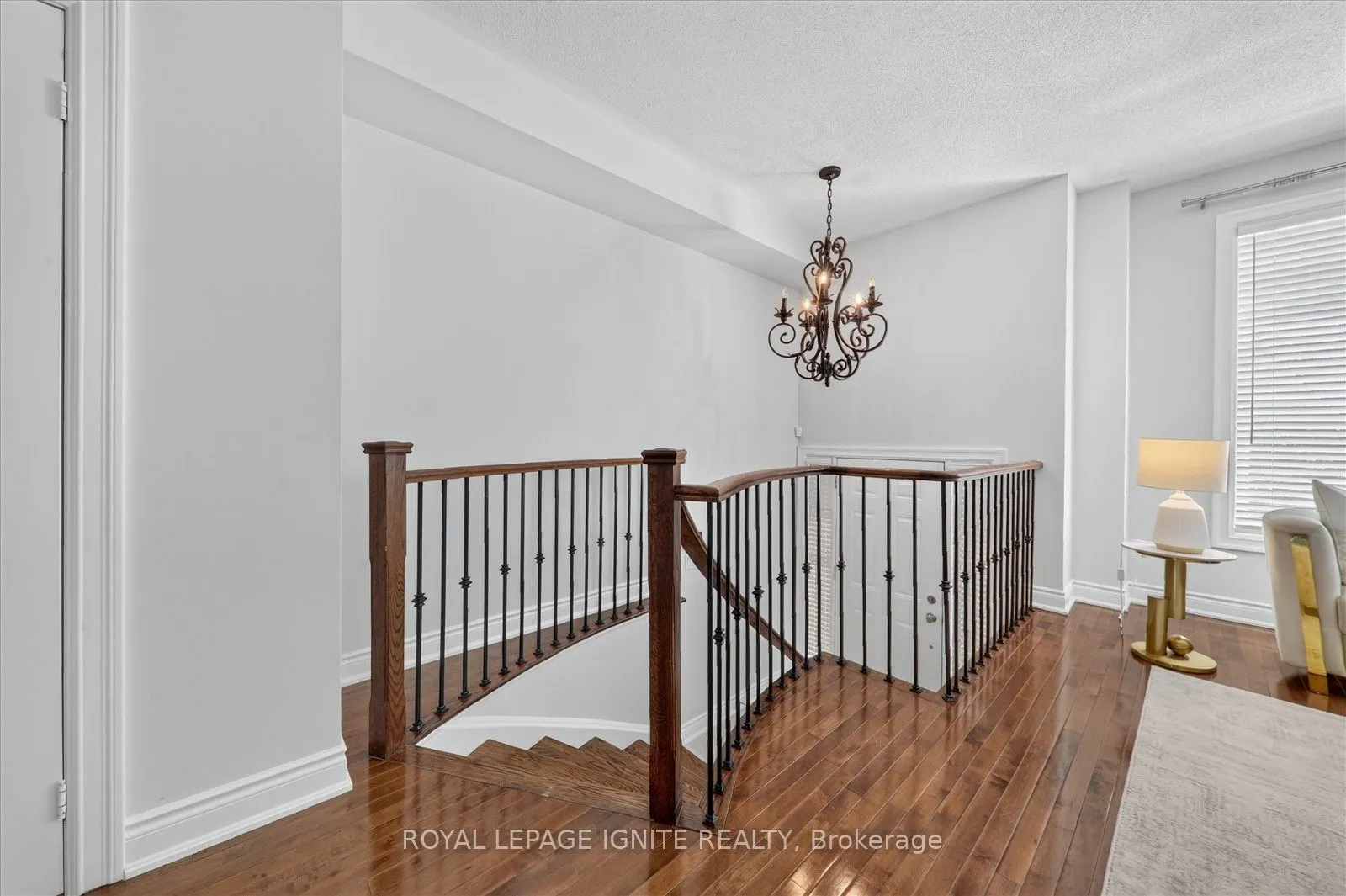 8032 Kipling Avenue #9