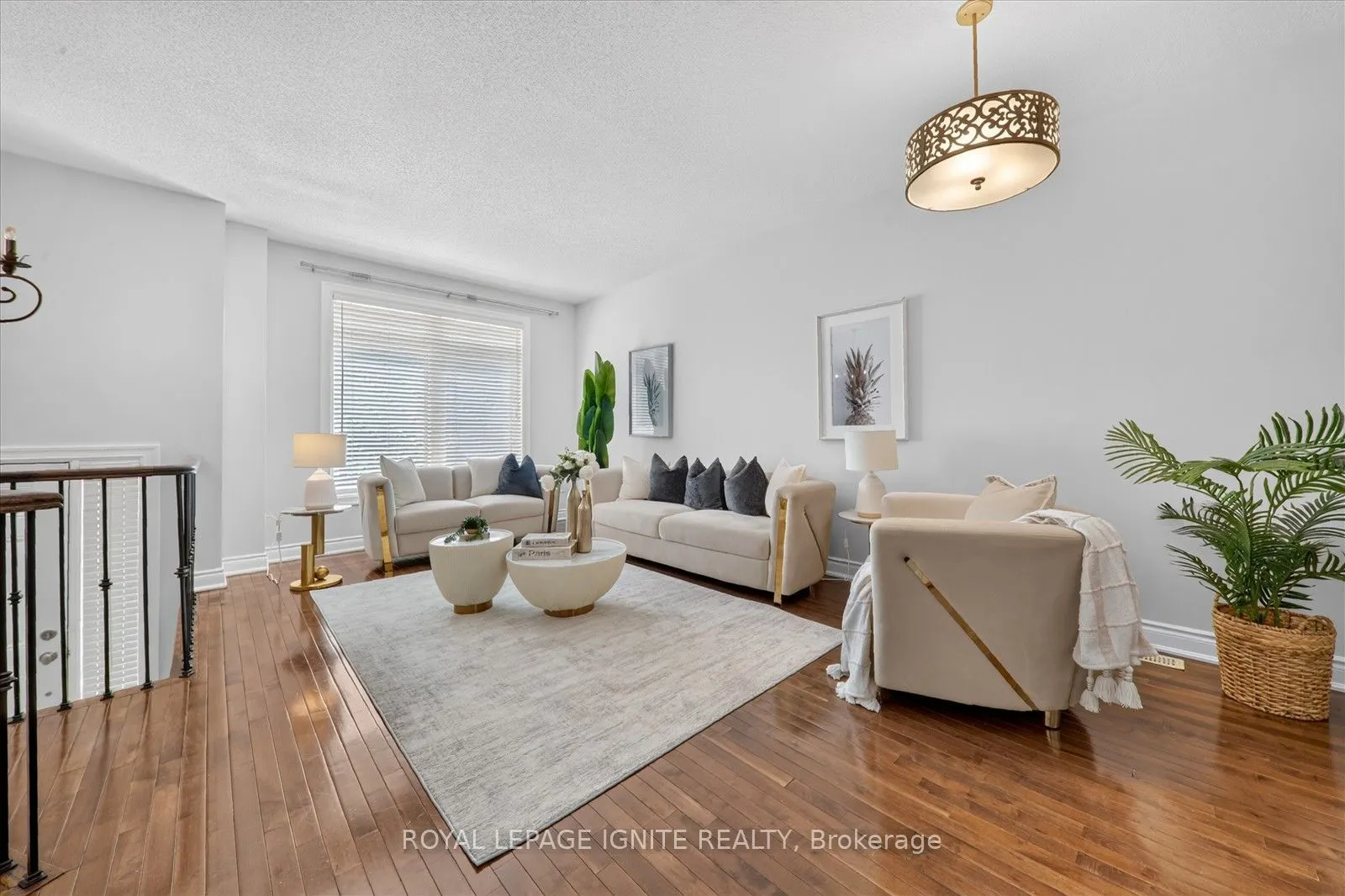 8032 Kipling Avenue #9