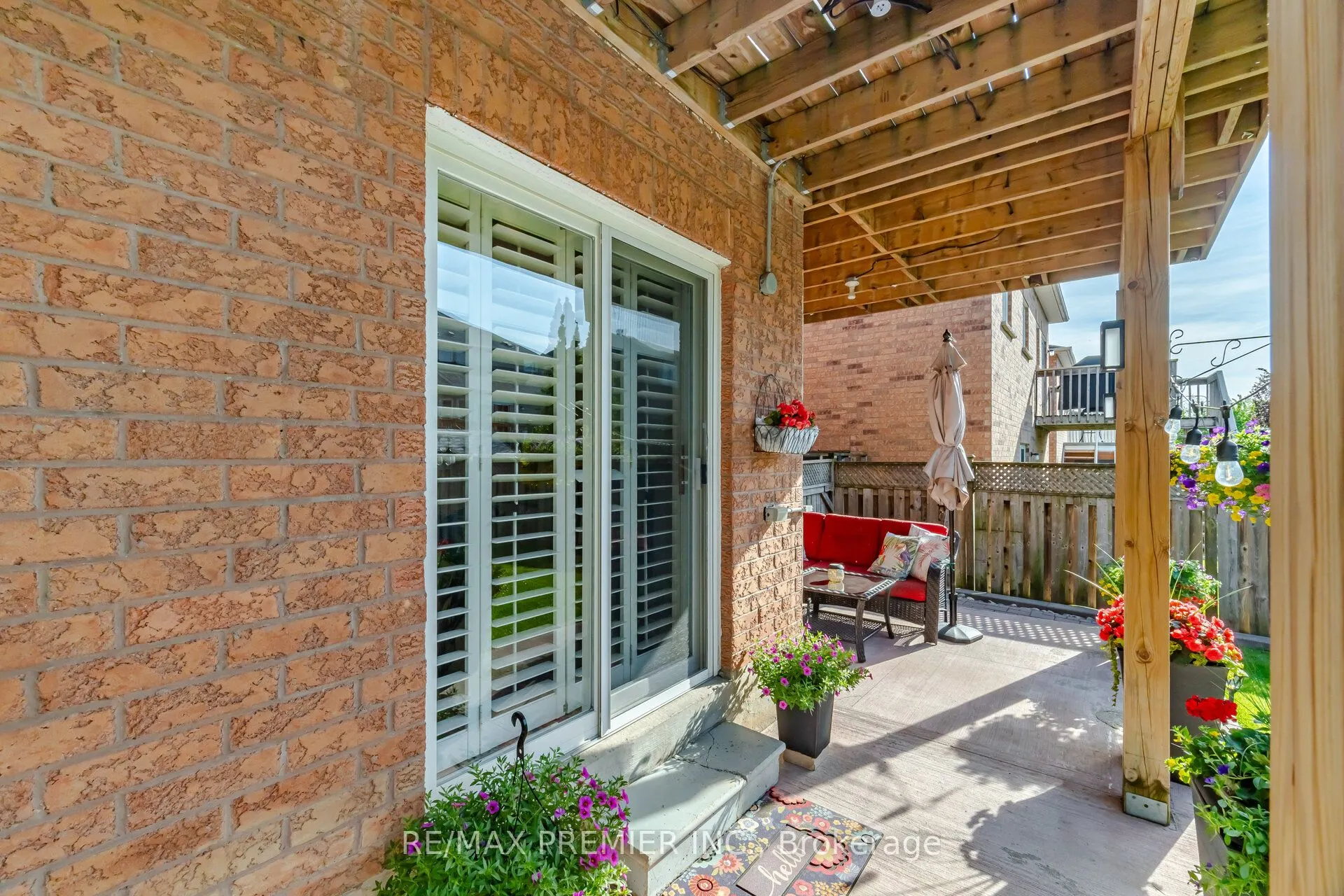 137 Blackthorn Drive
