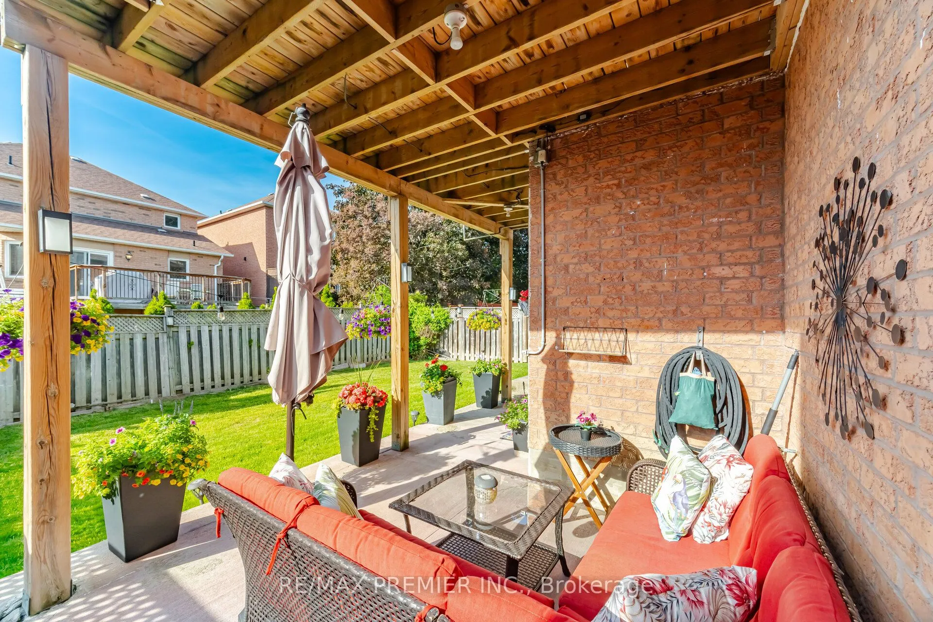 137 Blackthorn Drive