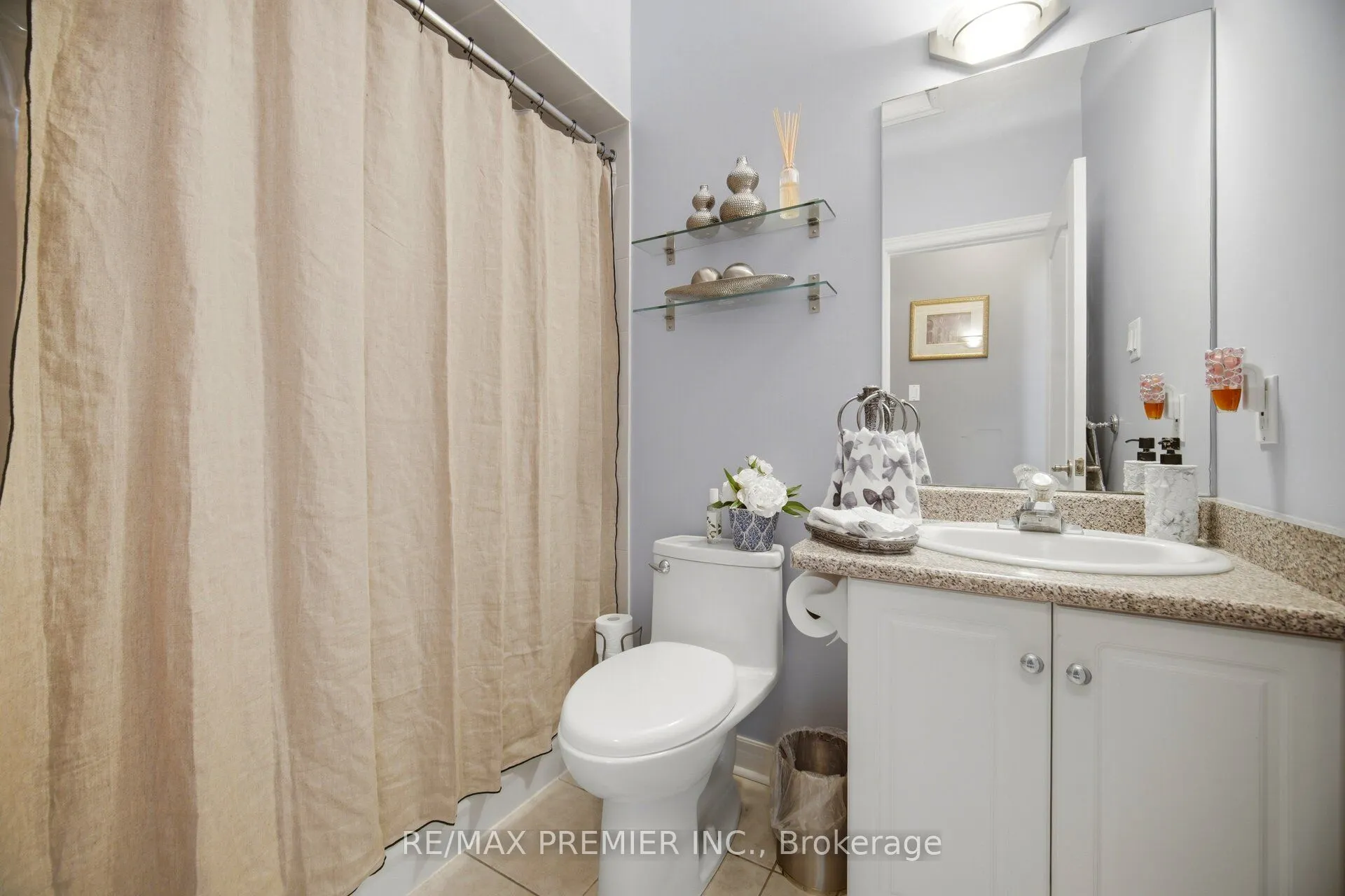 137 Blackthorn Drive