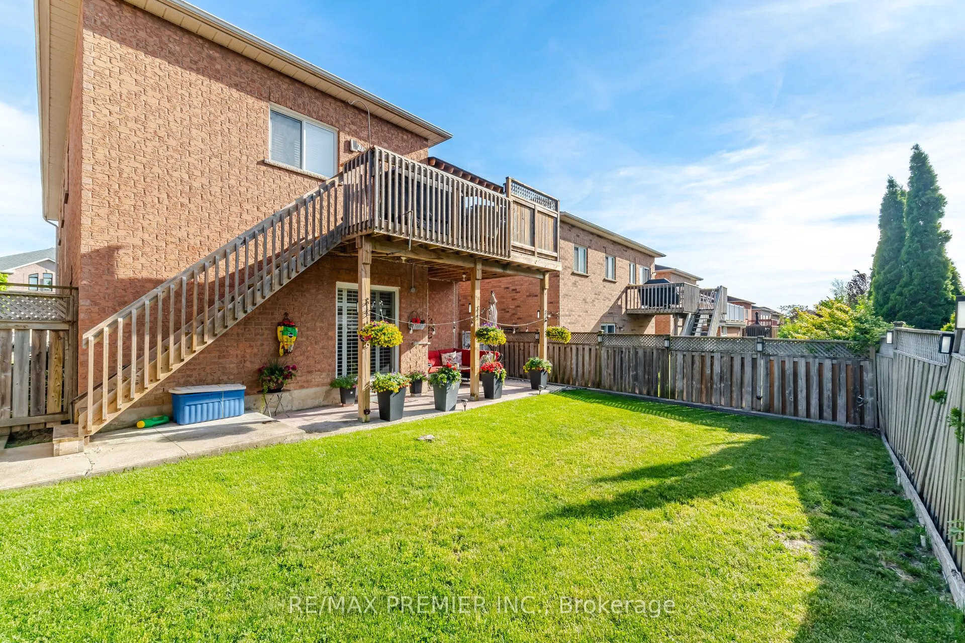 137 Blackthorn Drive