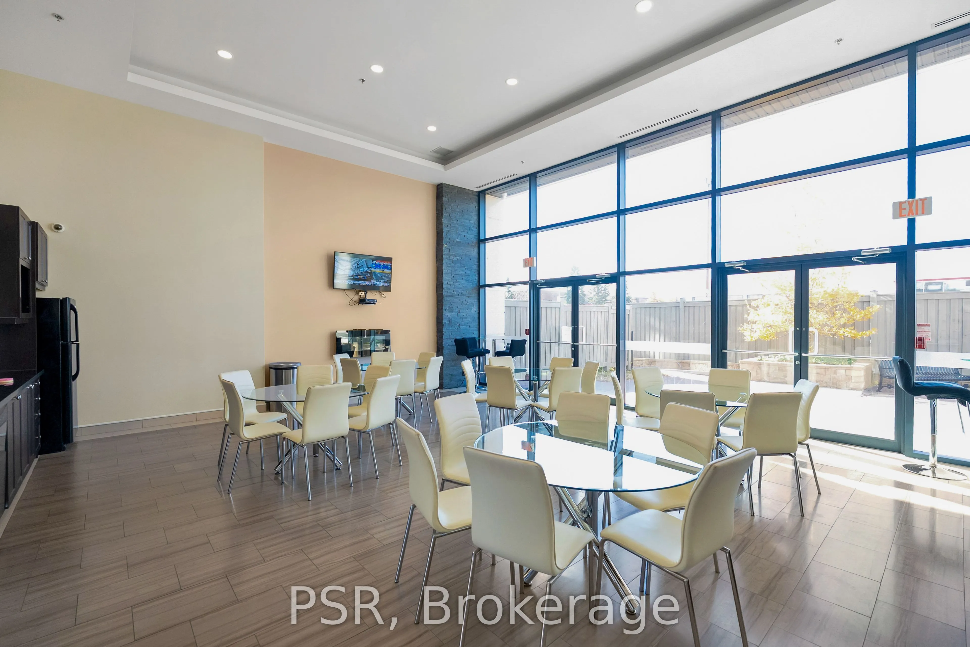 24 Woodstream Boulevard #715