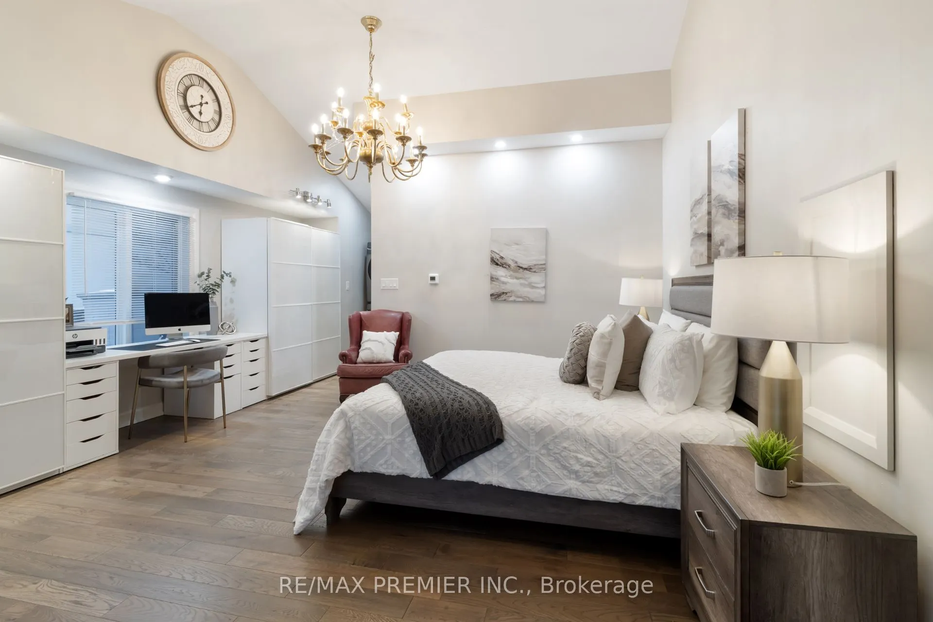 60 Nobleview Drive