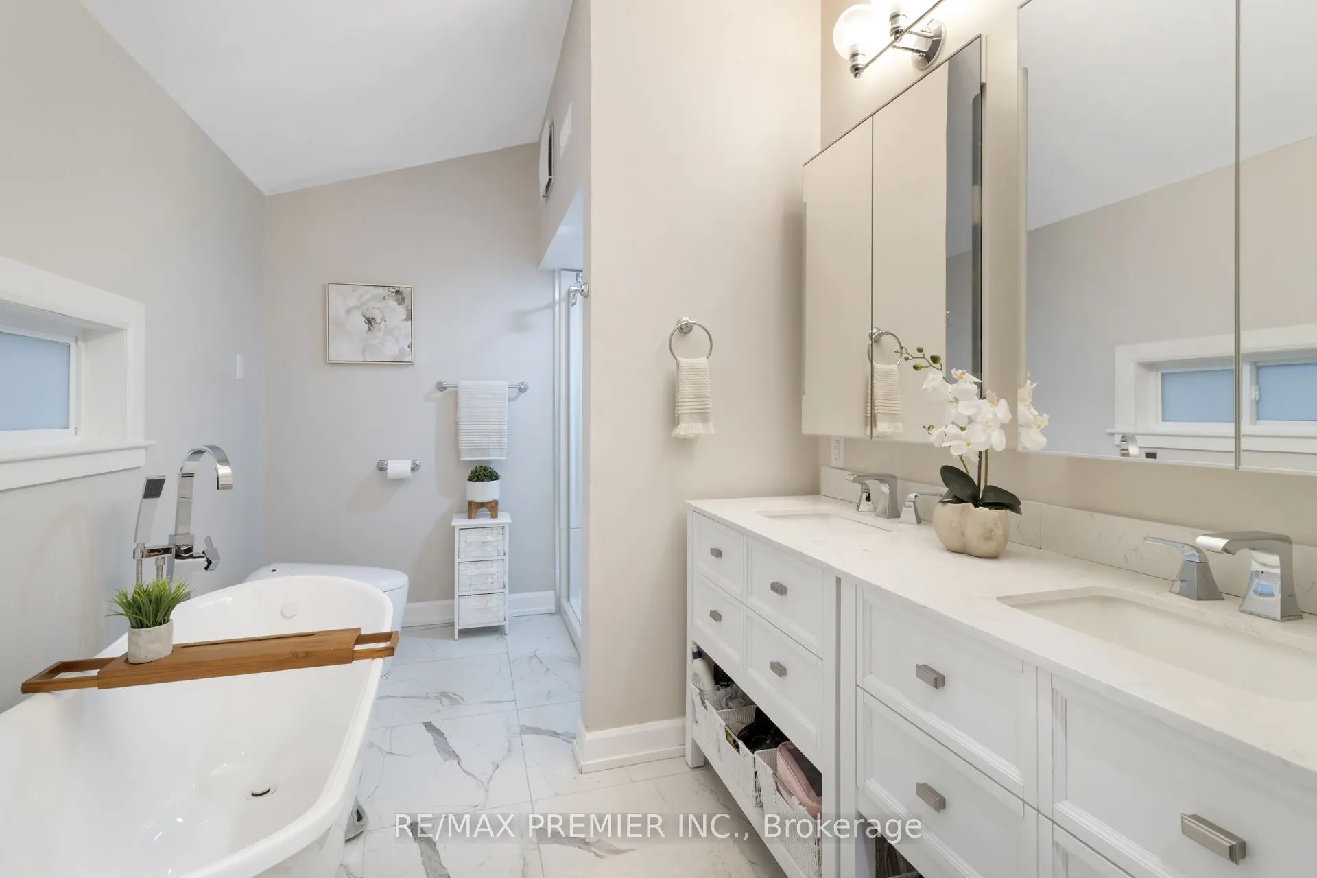 60 Nobleview Drive