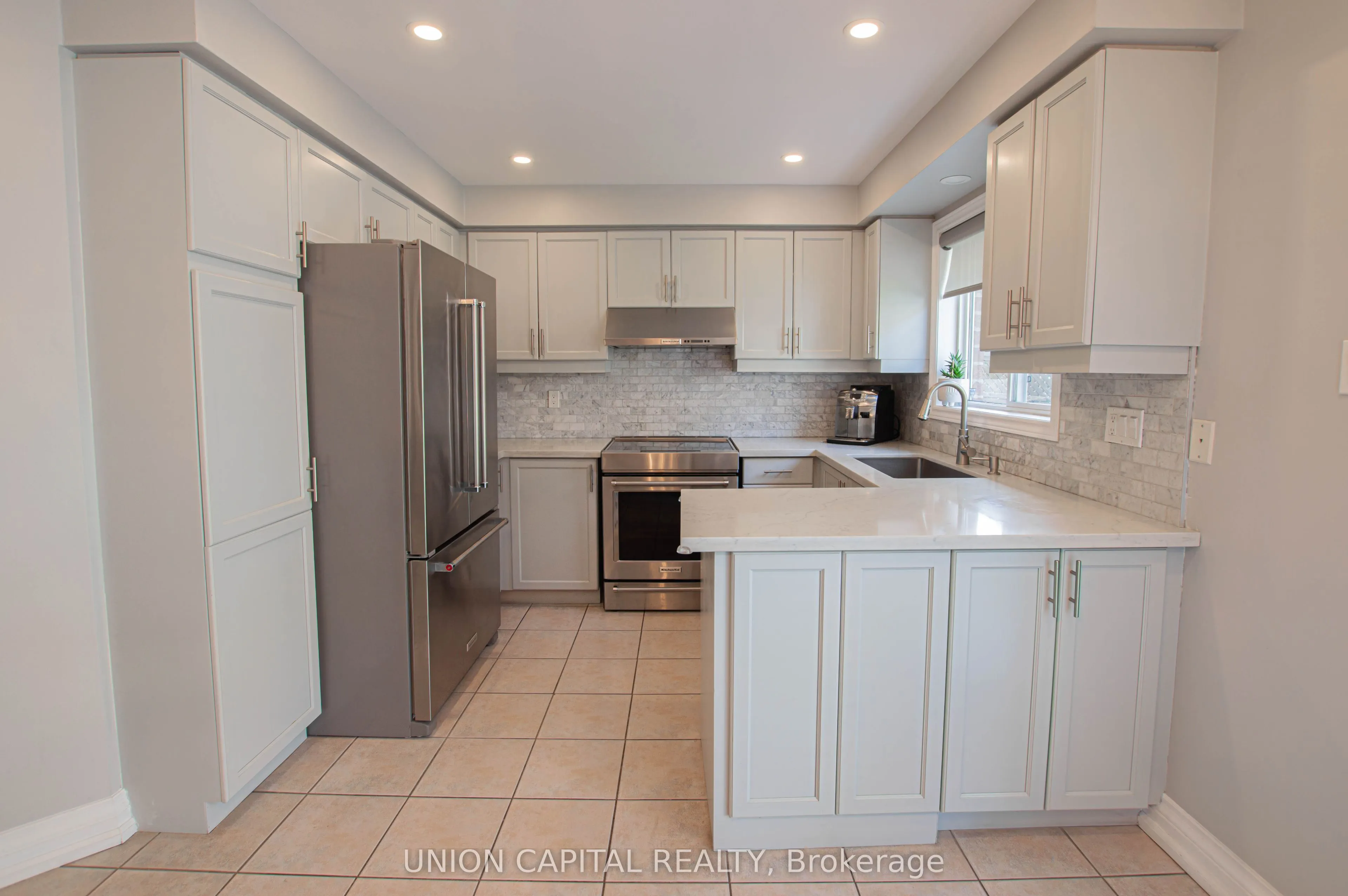 28 Sail Crescent